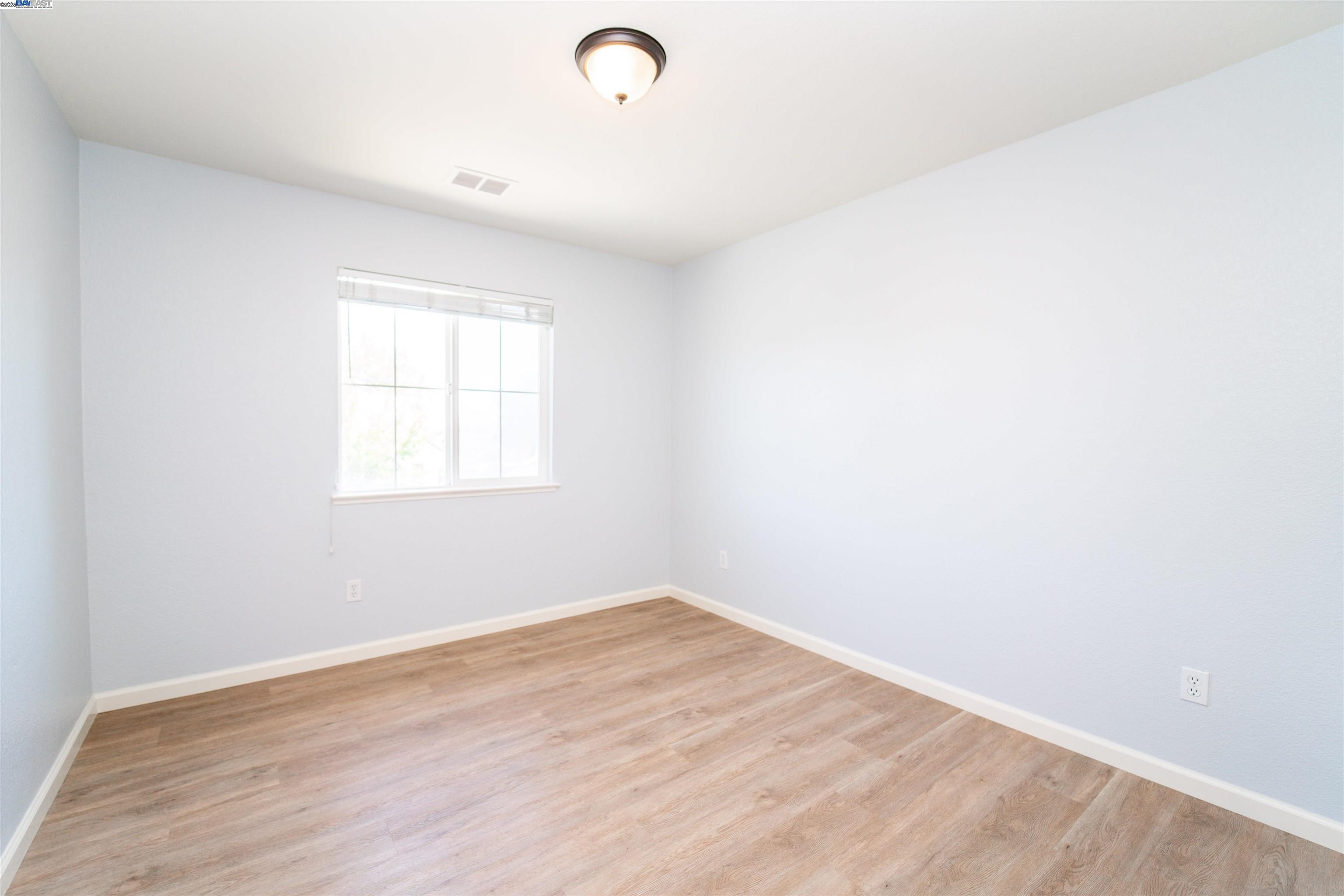 Detail Gallery Image 15 of 31 For 2609 Intrigue Lane, Brentwood,  CA 94513-1747 - 4 Beds | 2/1 Baths