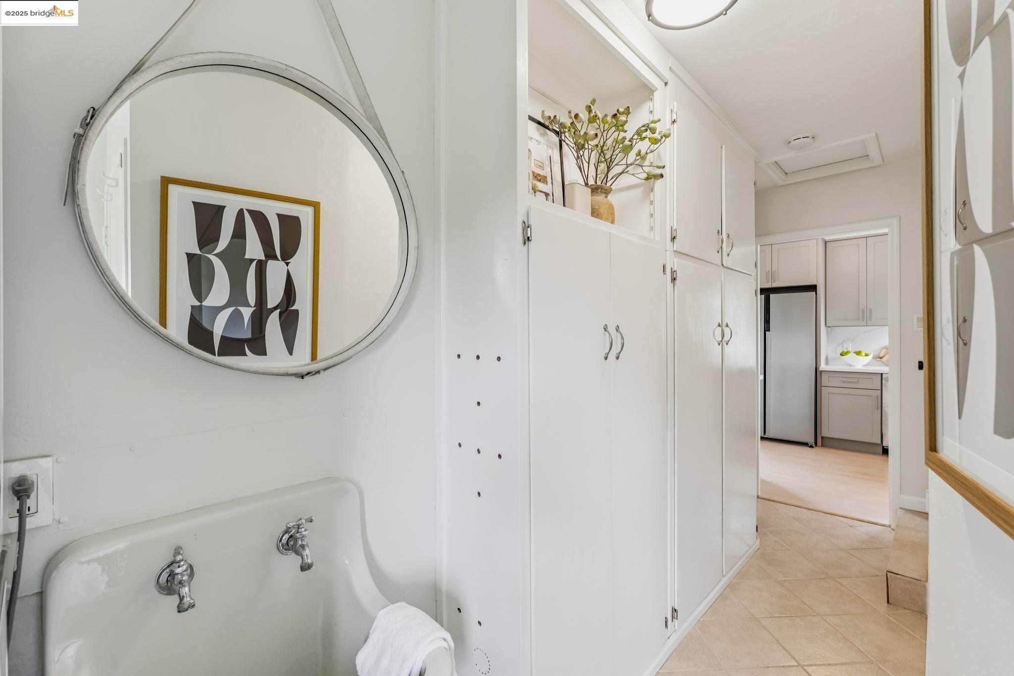 Detail Gallery Image 34 of 60 For 4607 Fieldbrook Rd, Oakland,  CA 94619 - 2 Beds | 1/1 Baths