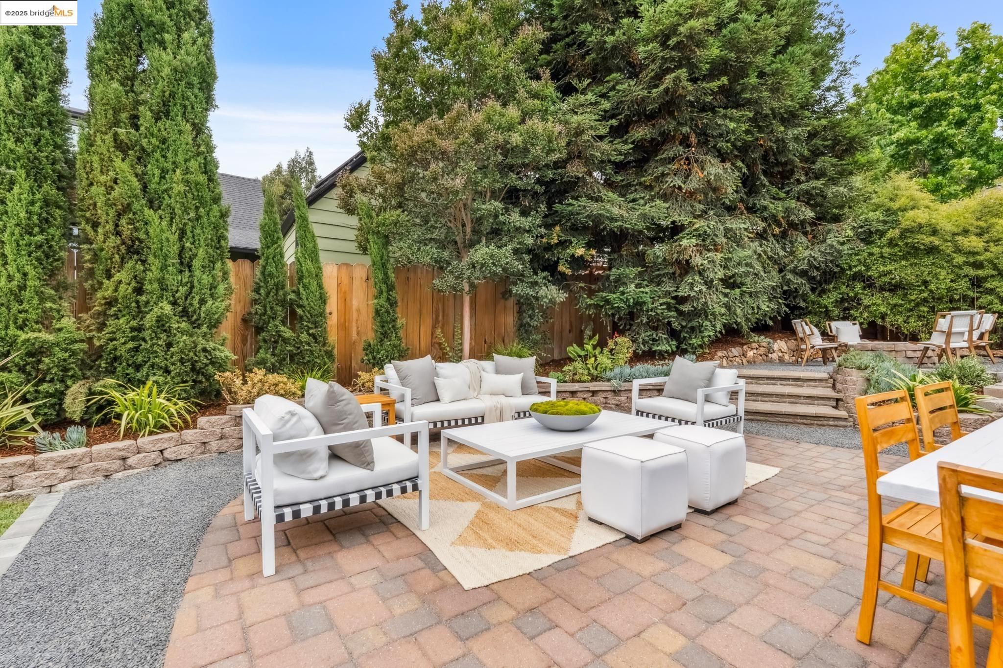 Detail Gallery Image 37 of 60 For 4607 Fieldbrook Rd, Oakland,  CA 94619 - 2 Beds | 1/1 Baths