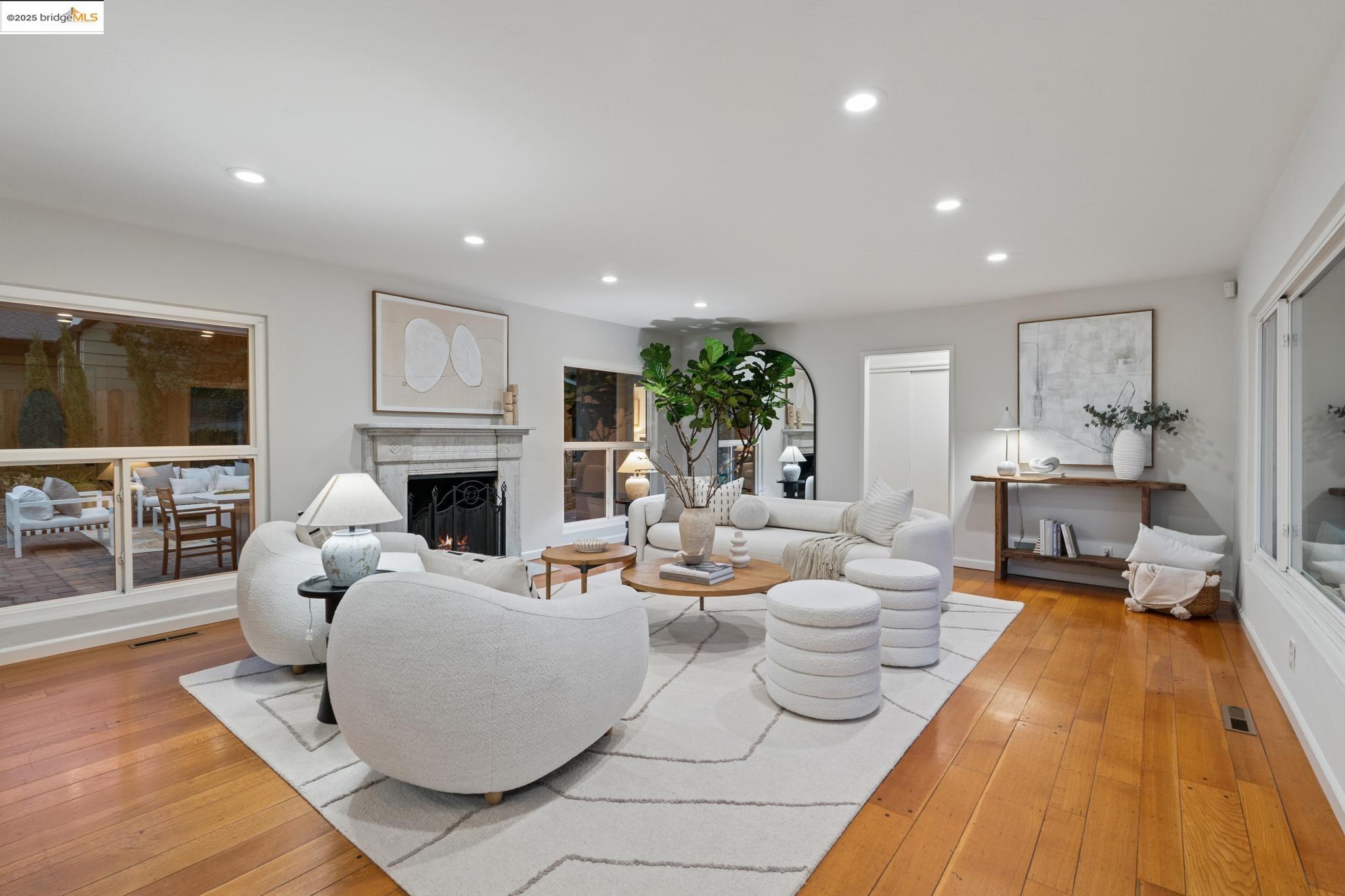 Detail Gallery Image 46 of 60 For 4607 Fieldbrook Rd, Oakland,  CA 94619 - 2 Beds | 1/1 Baths