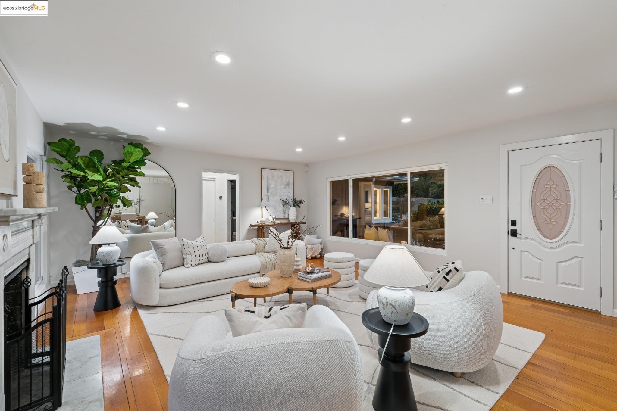 Detail Gallery Image 47 of 60 For 4607 Fieldbrook Rd, Oakland,  CA 94619 - 2 Beds | 1/1 Baths