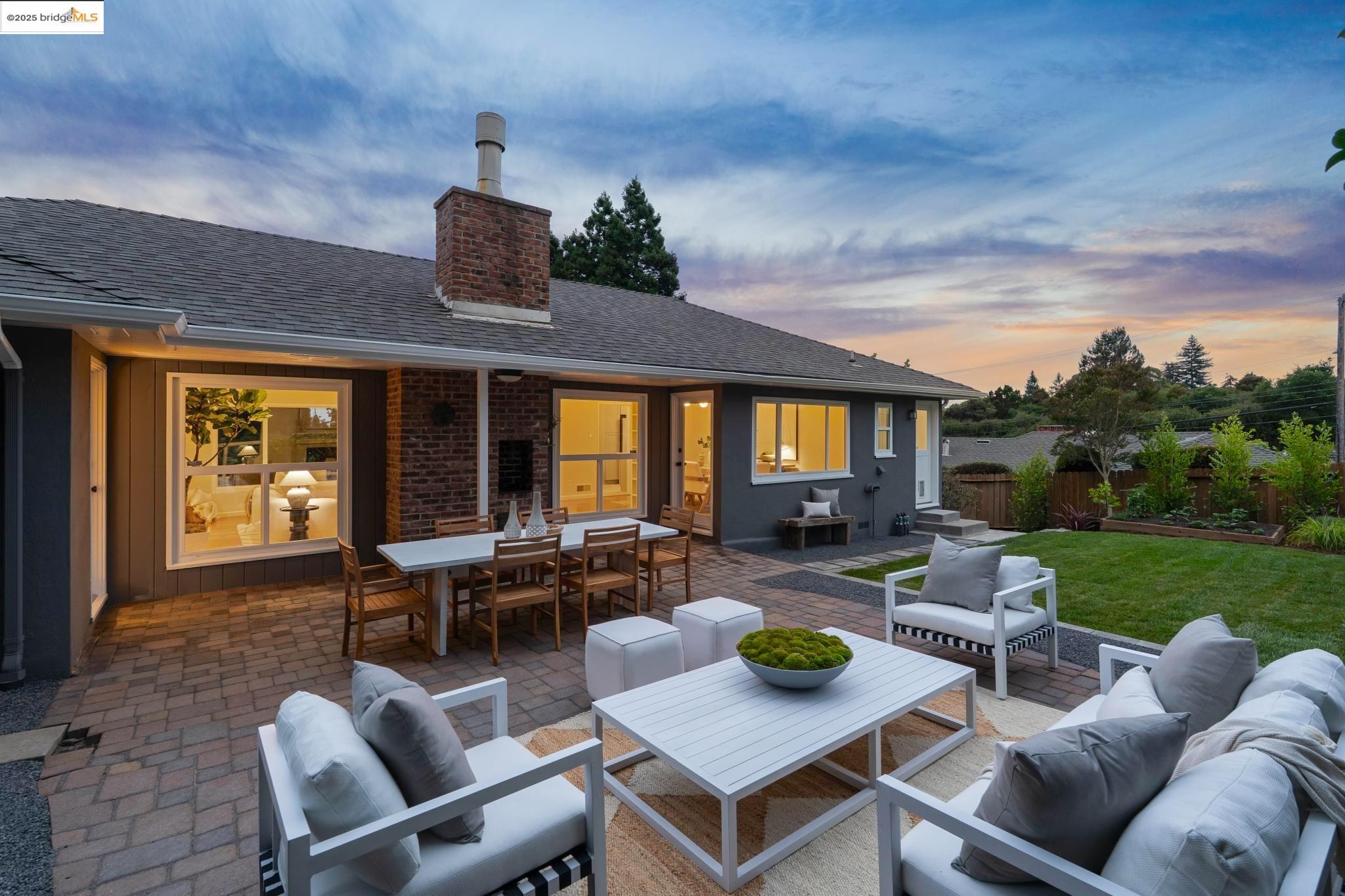Detail Gallery Image 59 of 60 For 4607 Fieldbrook Rd, Oakland,  CA 94619 - 2 Beds | 1/1 Baths