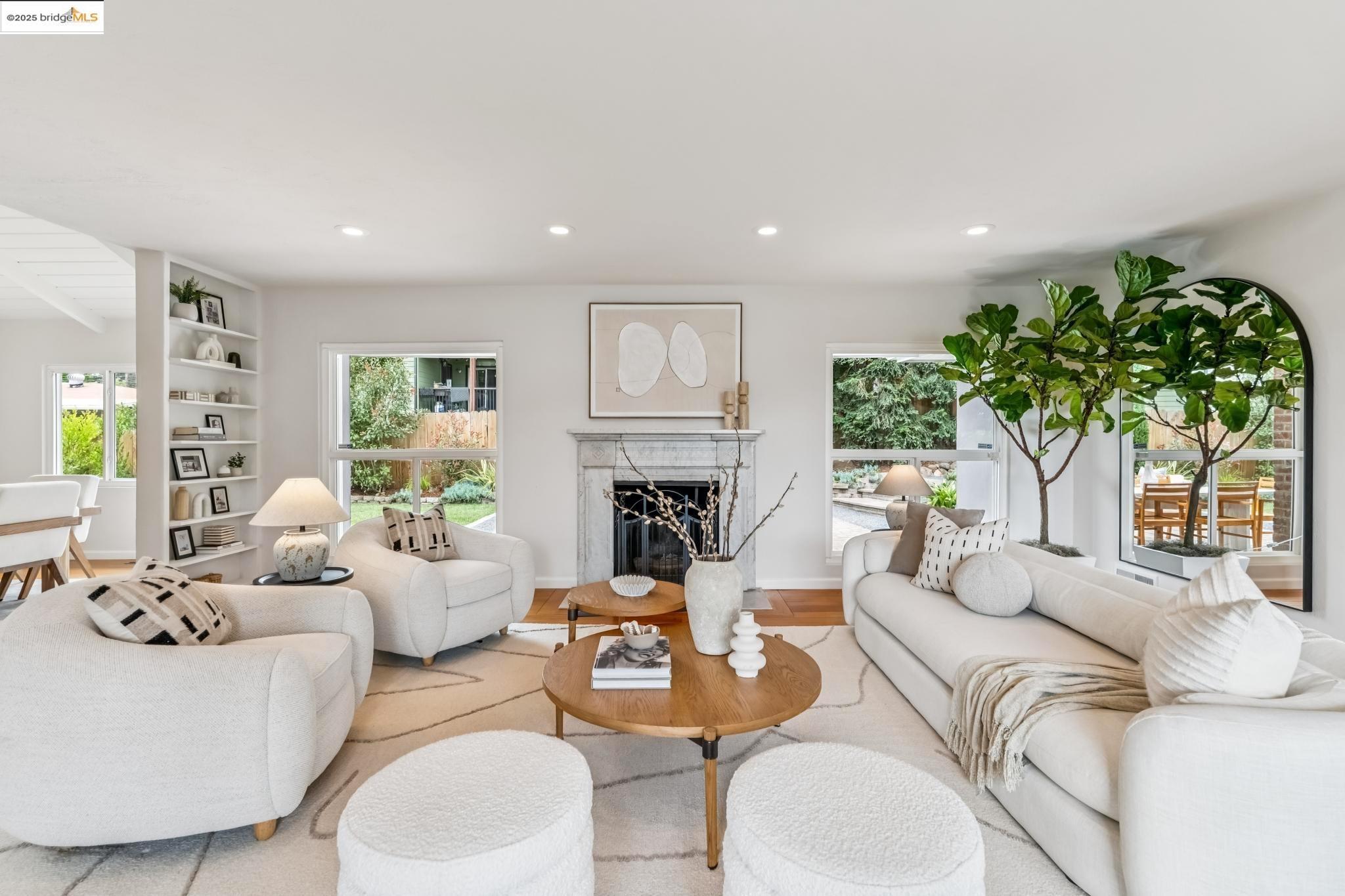Detail Gallery Image 8 of 60 For 4607 Fieldbrook Rd, Oakland,  CA 94619 - 2 Beds | 1/1 Baths