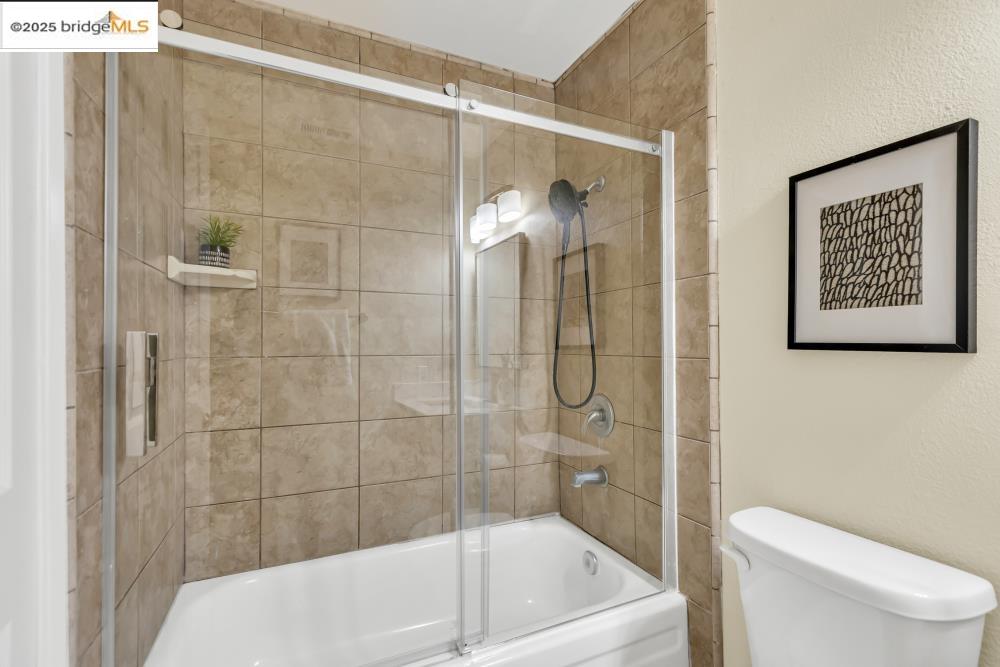 Detail Gallery Image 21 of 49 For 9024 Drury Ct, Sacramento,  CA 95826 - 5 Beds | 3 Baths