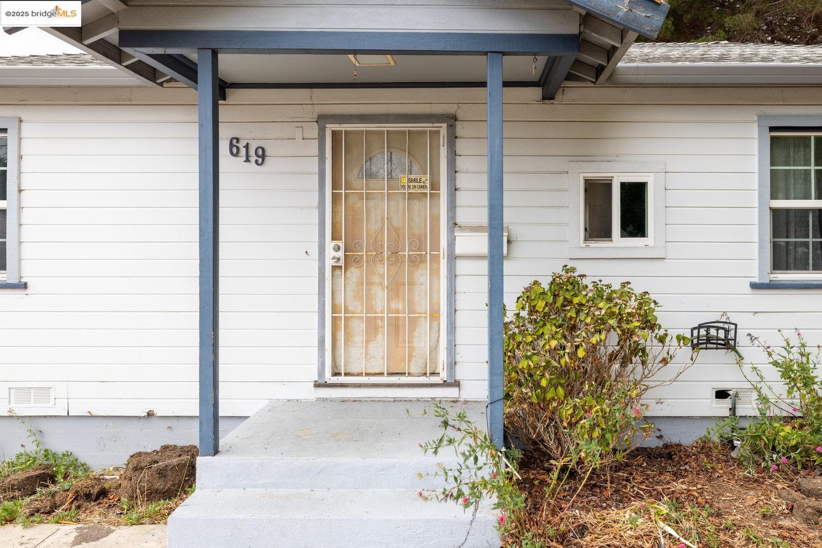 Detail Gallery Image 3 of 43 For 619 Santa Maria Rd, El Sobrante,  CA 94803 - 3 Beds | 2 Baths