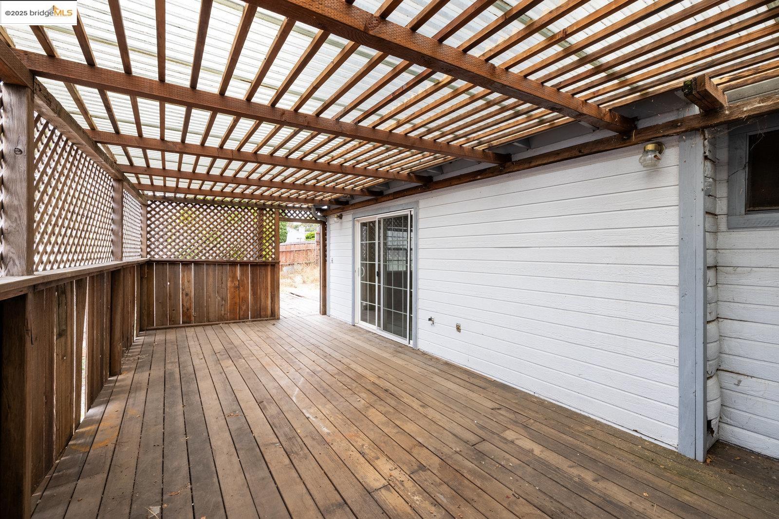 Detail Gallery Image 23 of 43 For 619 Santa Maria Rd, El Sobrante,  CA 94803 - 3 Beds | 2 Baths