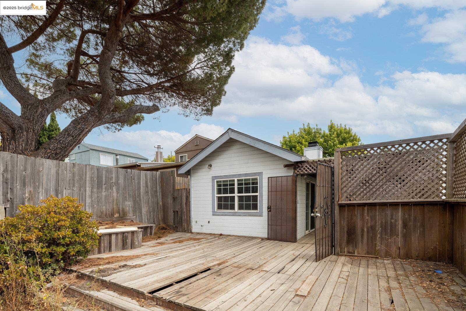 Detail Gallery Image 28 of 43 For 619 Santa Maria Rd, El Sobrante,  CA 94803 - 3 Beds | 2 Baths
