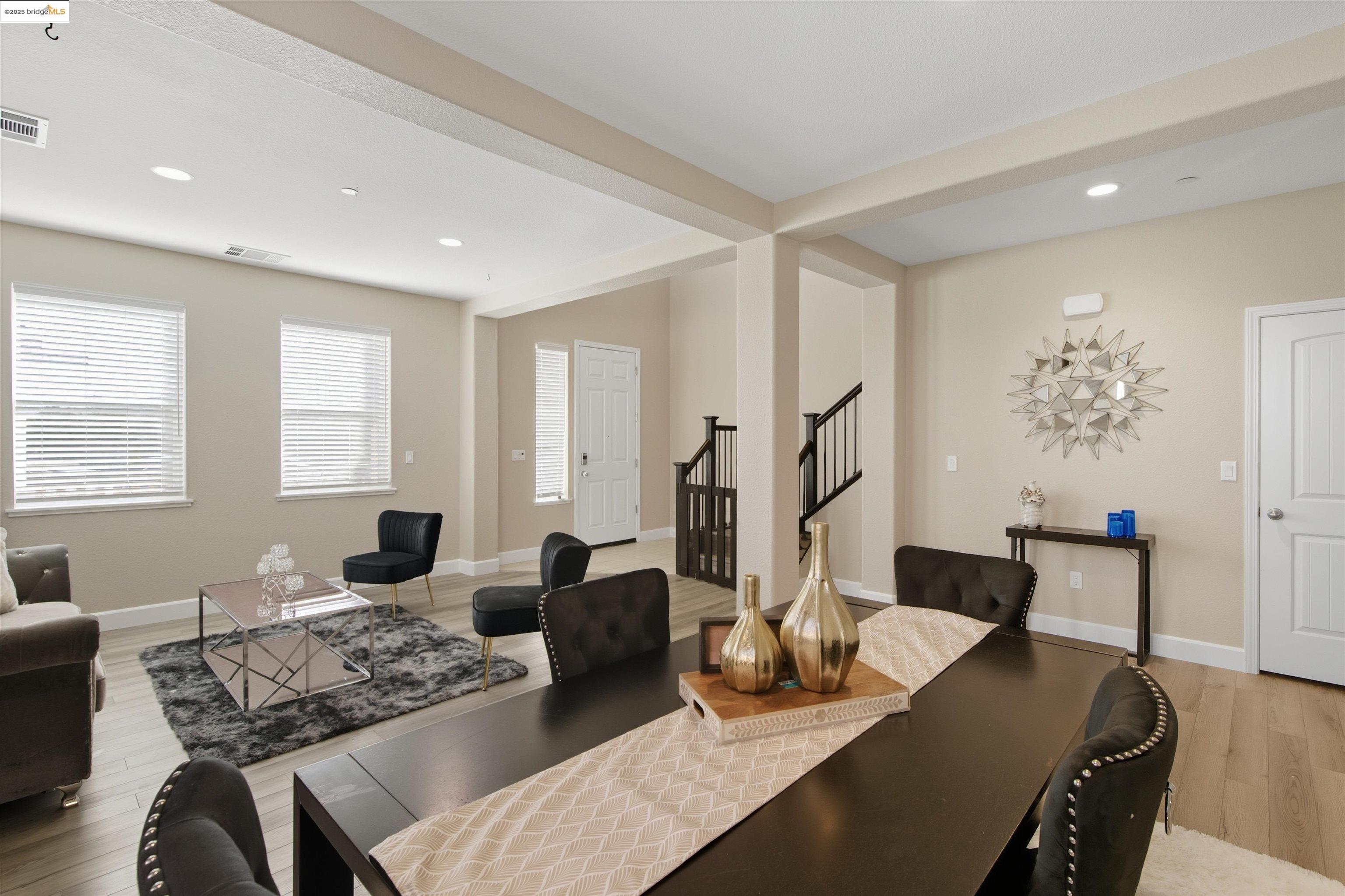 Detail Gallery Image 13 of 53 For 536 Aster St, Vacaville,  CA 95688 - 5 Beds | 3 Baths