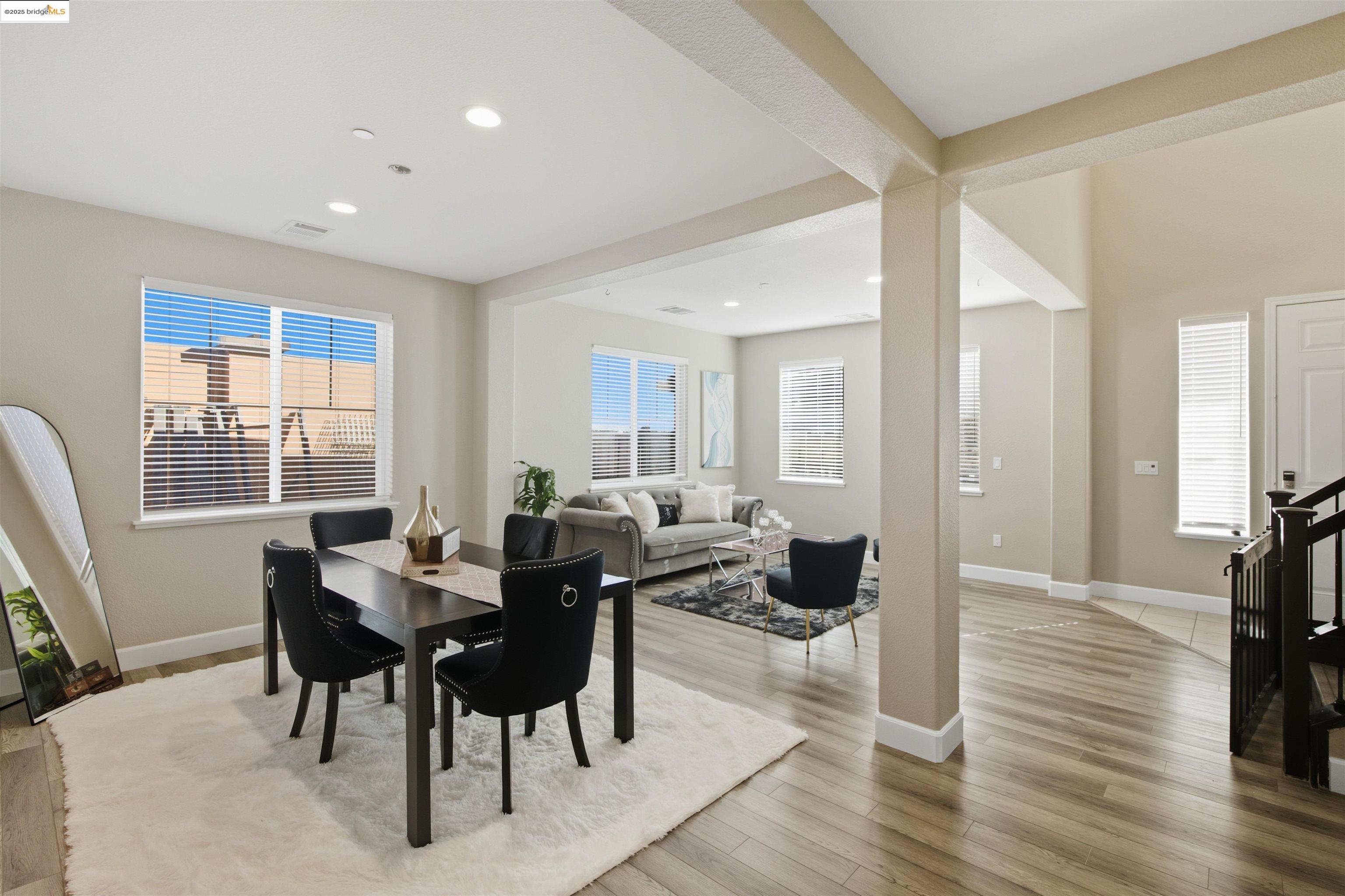 Detail Gallery Image 15 of 53 For 536 Aster St, Vacaville,  CA 95688 - 5 Beds | 3 Baths