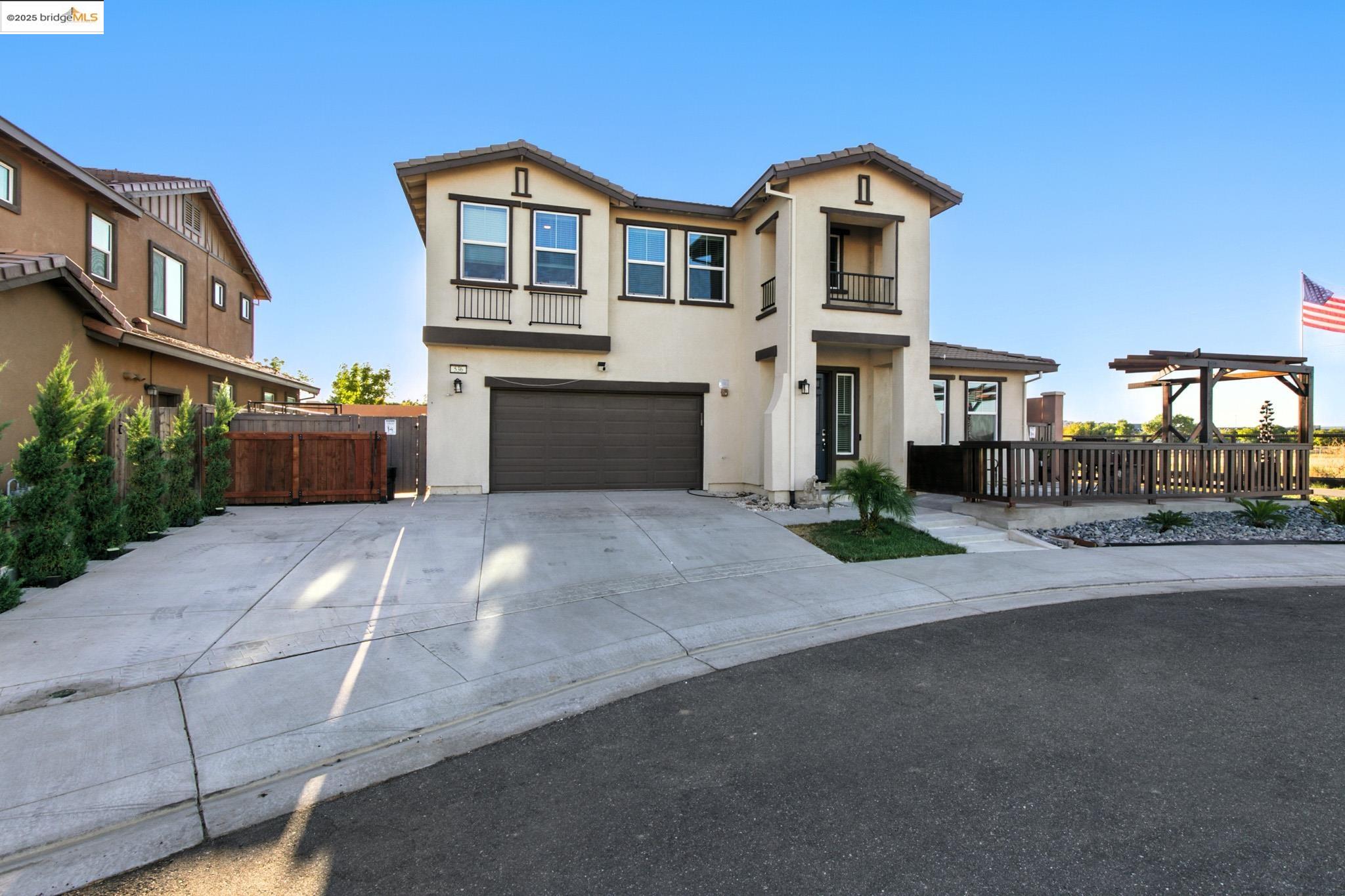 Detail Gallery Image 3 of 56 For 536 Aster St, Vacaville,  CA 95688 - 5 Beds | 3 Baths