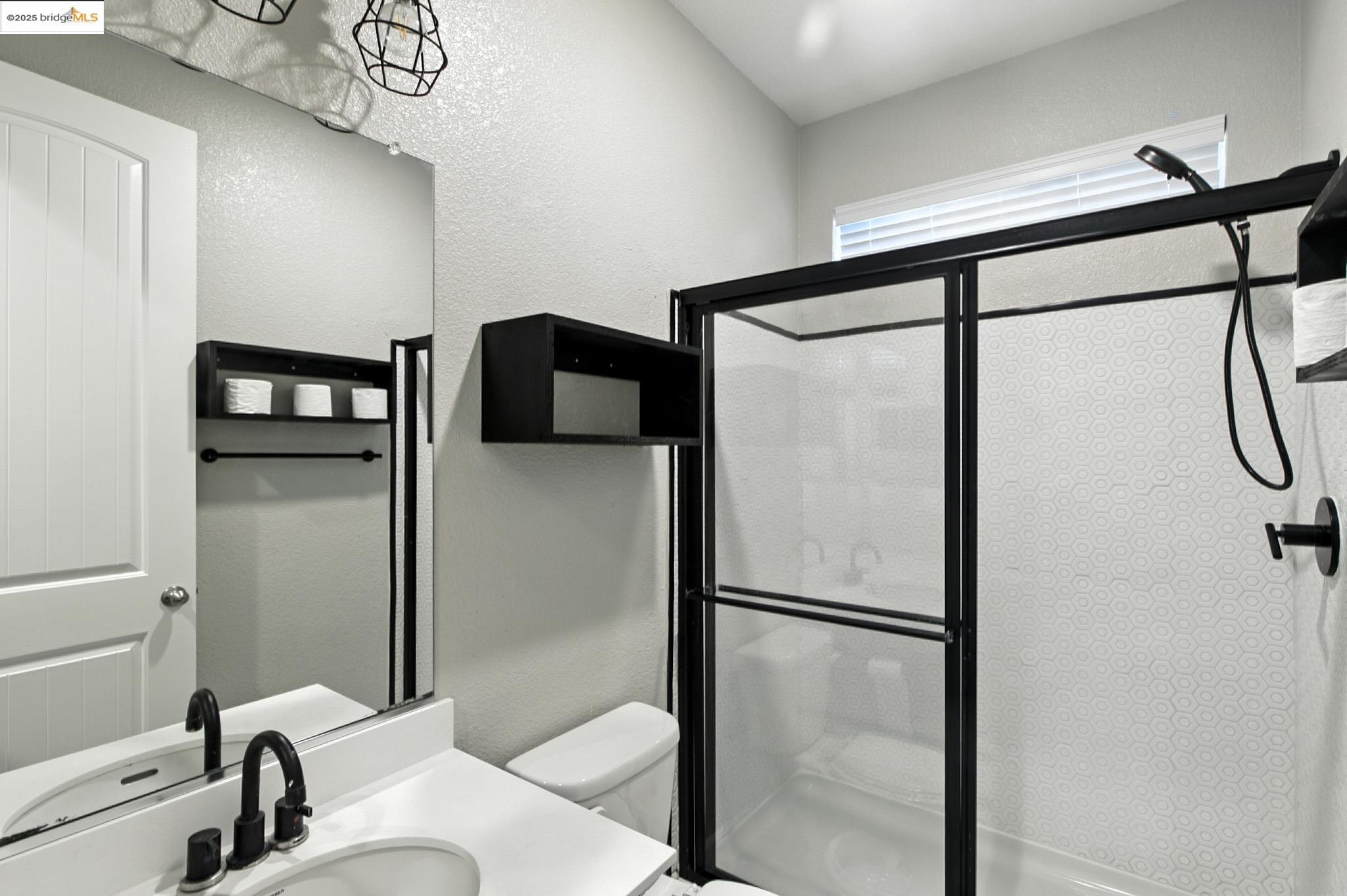 Detail Gallery Image 25 of 56 For 536 Aster St, Vacaville,  CA 95688 - 5 Beds | 3 Baths