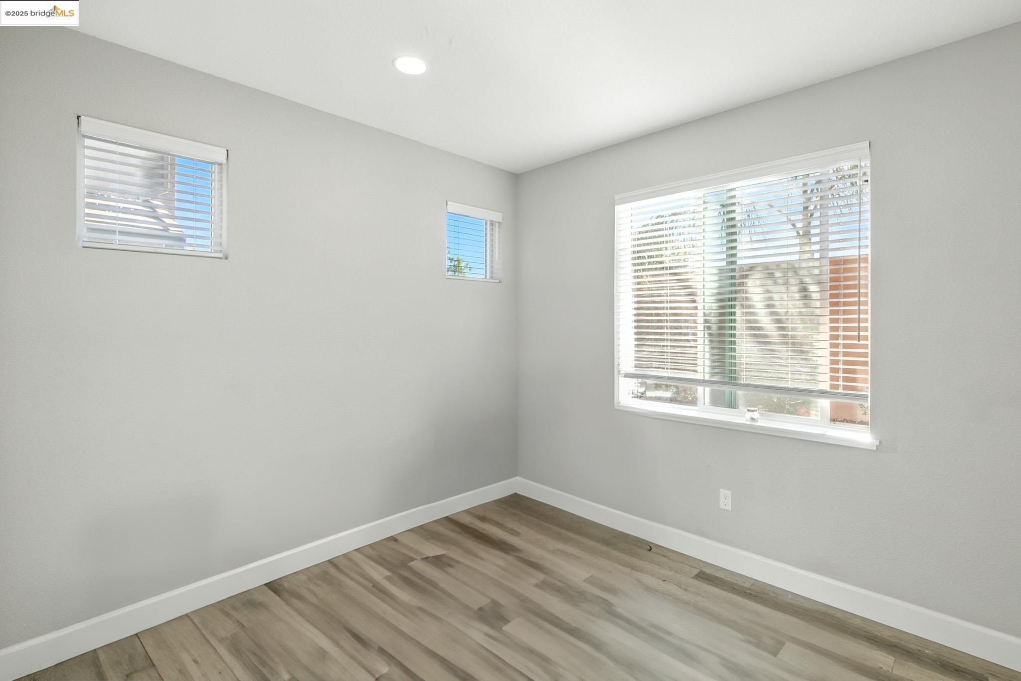 Detail Gallery Image 27 of 56 For 536 Aster St, Vacaville,  CA 95688 - 5 Beds | 3 Baths