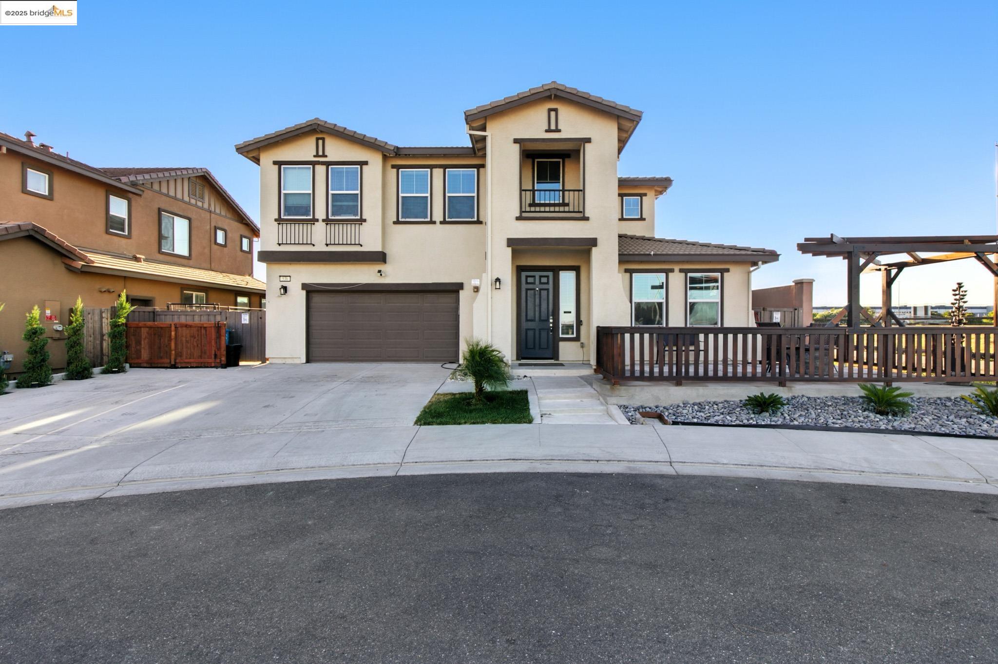 Detail Gallery Image 4 of 56 For 536 Aster St, Vacaville,  CA 95688 - 5 Beds | 3 Baths