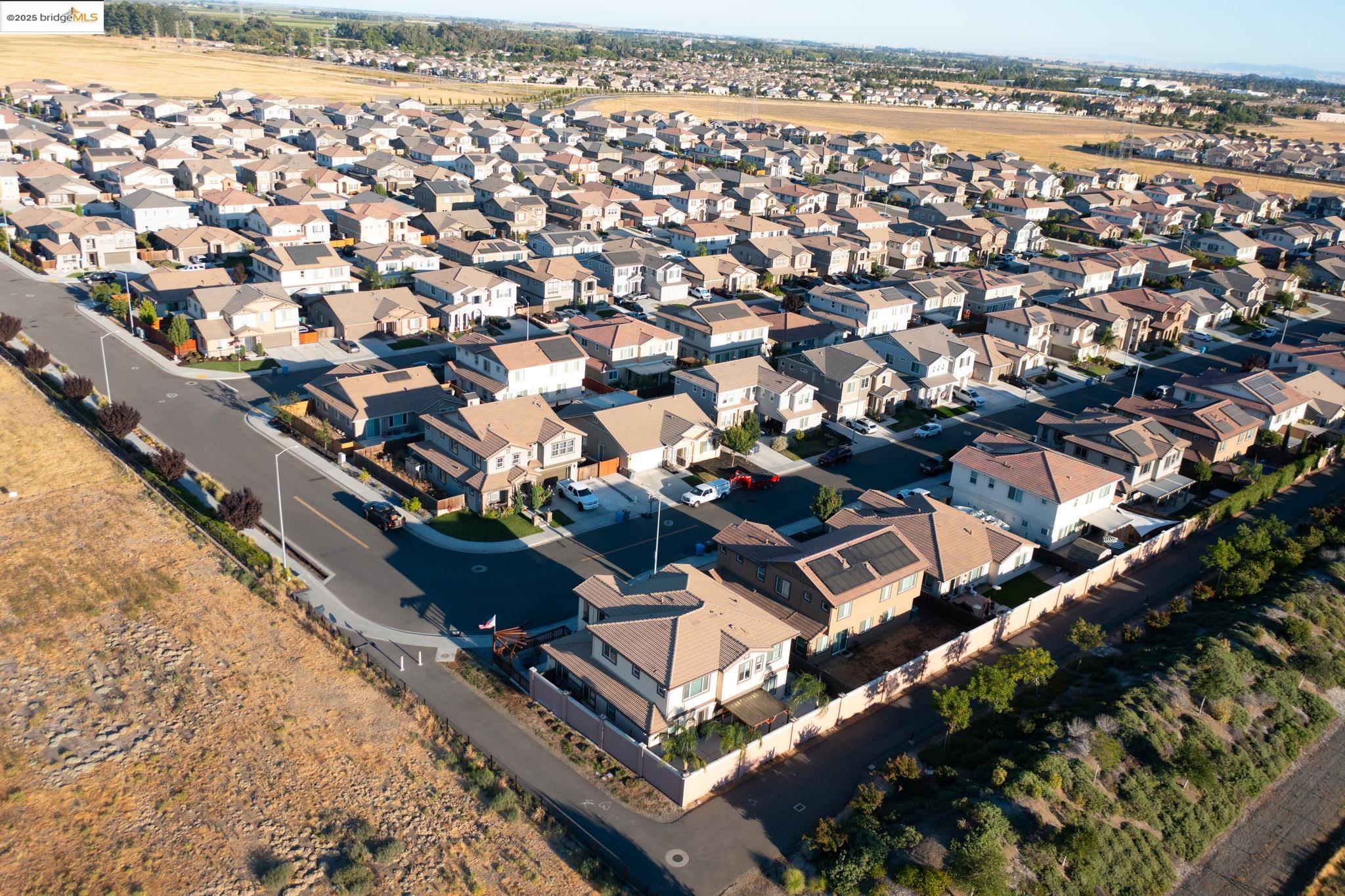 Detail Gallery Image 53 of 53 For 536 Aster St, Vacaville,  CA 95688 - 5 Beds | 3 Baths