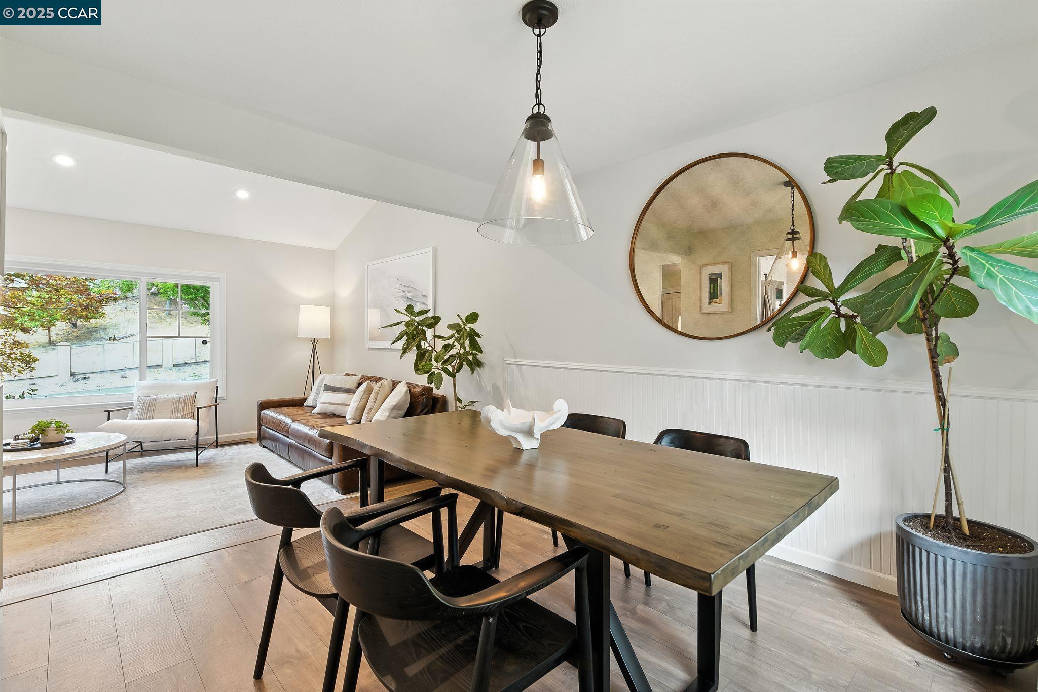 Detail Gallery Image 11 of 47 For 116 Rosemont Ct, Walnut Creek,  CA 94597 - 3 Beds | 2/1 Baths