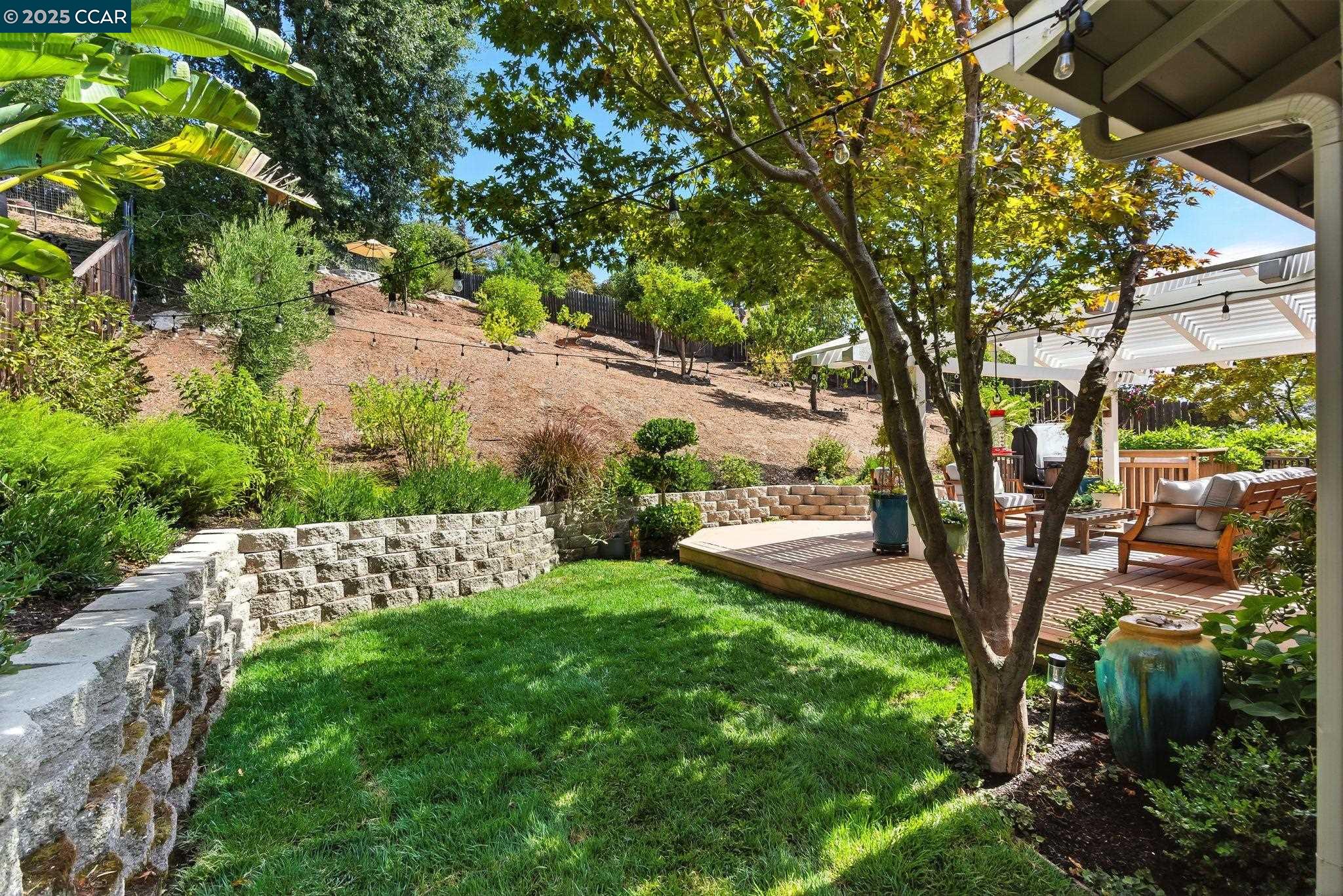 Detail Gallery Image 25 of 47 For 116 Rosemont Ct, Walnut Creek,  CA 94597 - 3 Beds | 2/1 Baths
