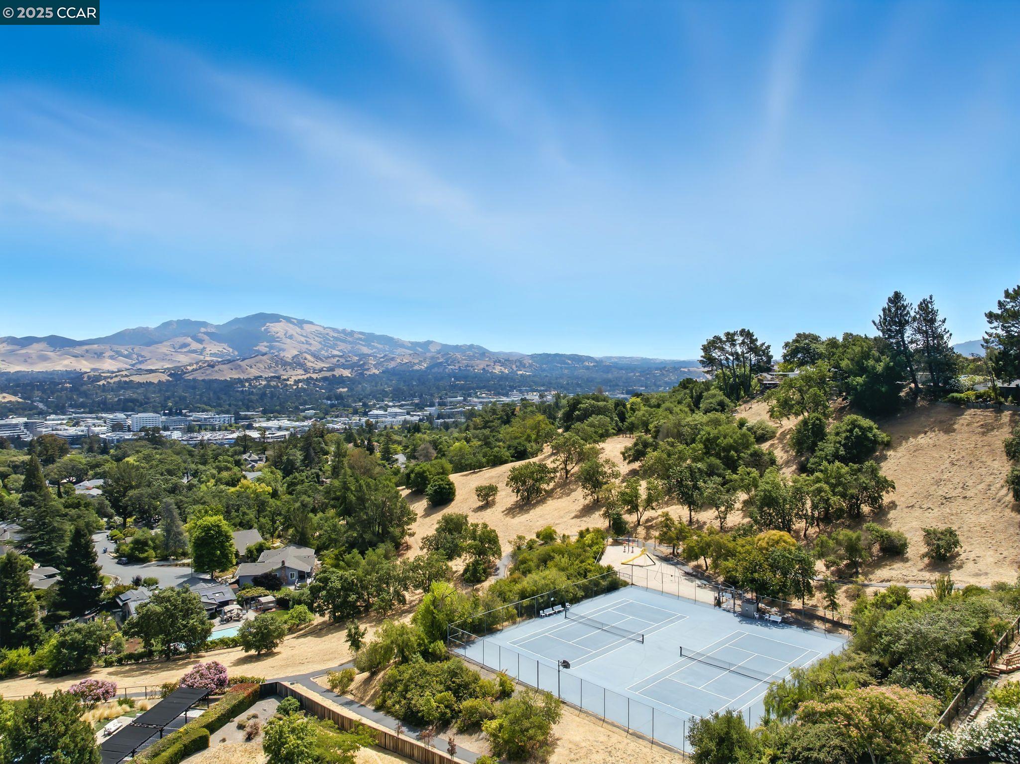 Detail Gallery Image 37 of 47 For 116 Rosemont Ct, Walnut Creek,  CA 94597 - 3 Beds | 2/1 Baths