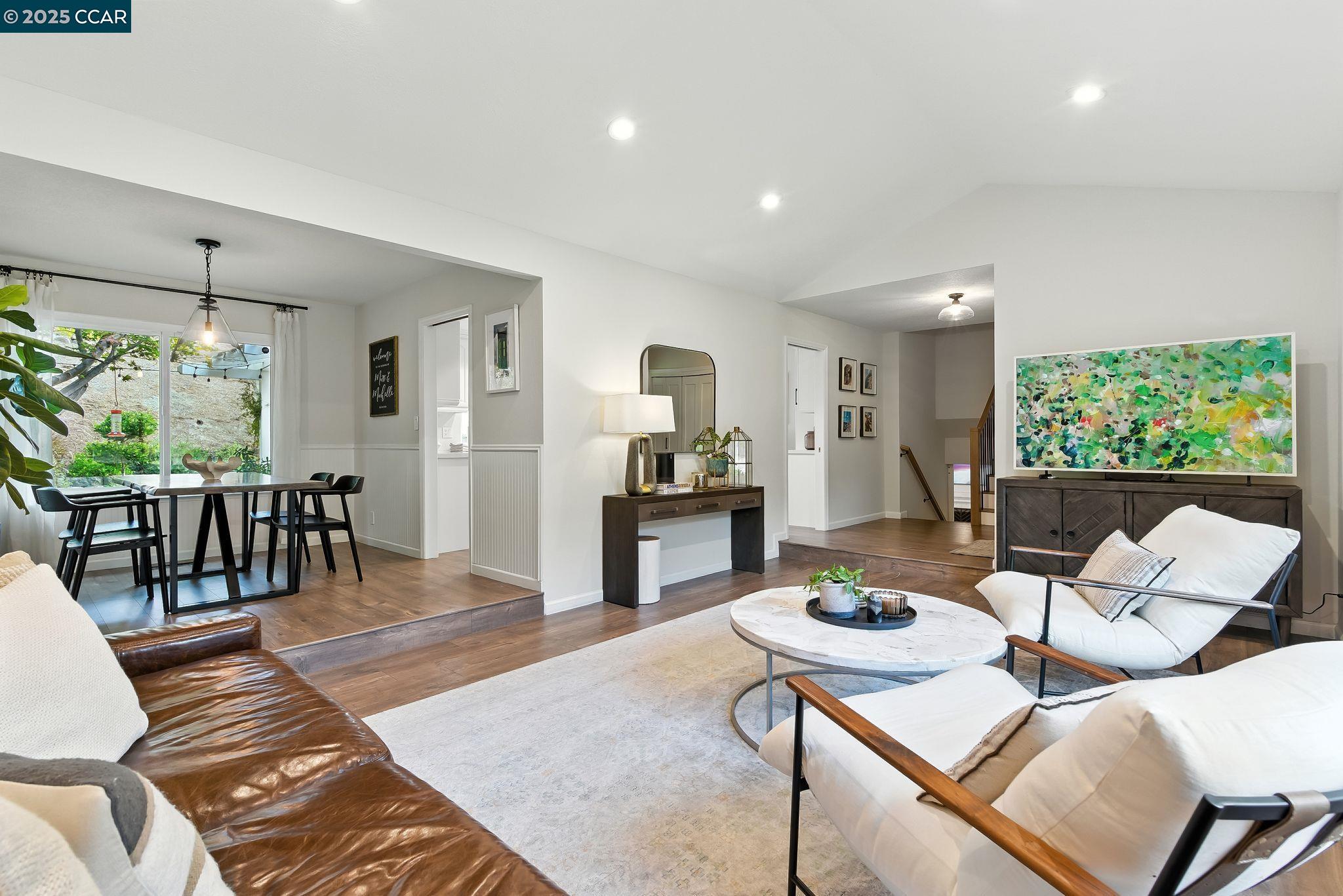Detail Gallery Image 5 of 47 For 116 Rosemont Ct, Walnut Creek,  CA 94597 - 3 Beds | 2/1 Baths