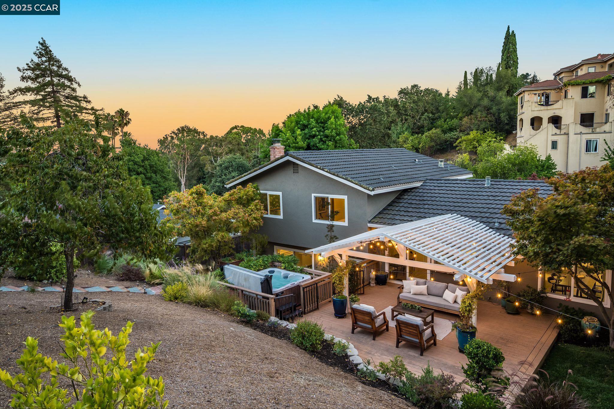 Detail Gallery Image 43 of 47 For 116 Rosemont Ct, Walnut Creek,  CA 94597 - 3 Beds | 2/1 Baths
