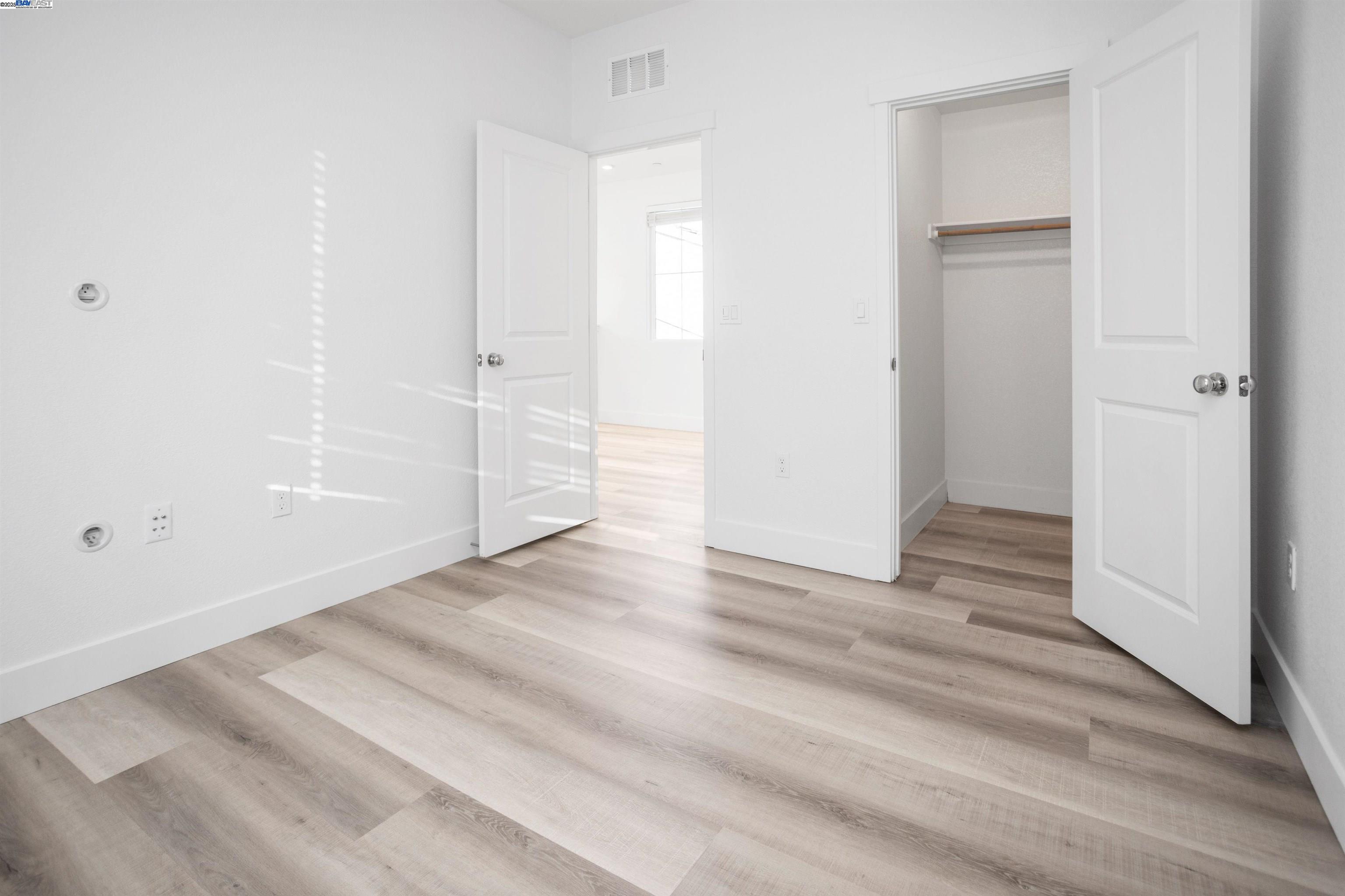 Detail Gallery Image 39 of 41 For 251 E Wrigleys Ave, Mountain House,  CA 95391-8284 - 4 Beds | 3/1 Baths