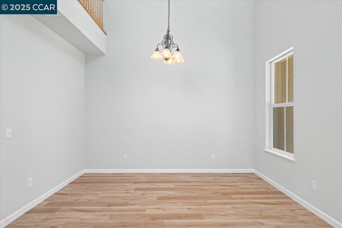 Detail Gallery Image 15 of 60 For 4540 Sunny Oak Dr, Turlock,  CA 95382 - 4 Beds | 2/1 Baths