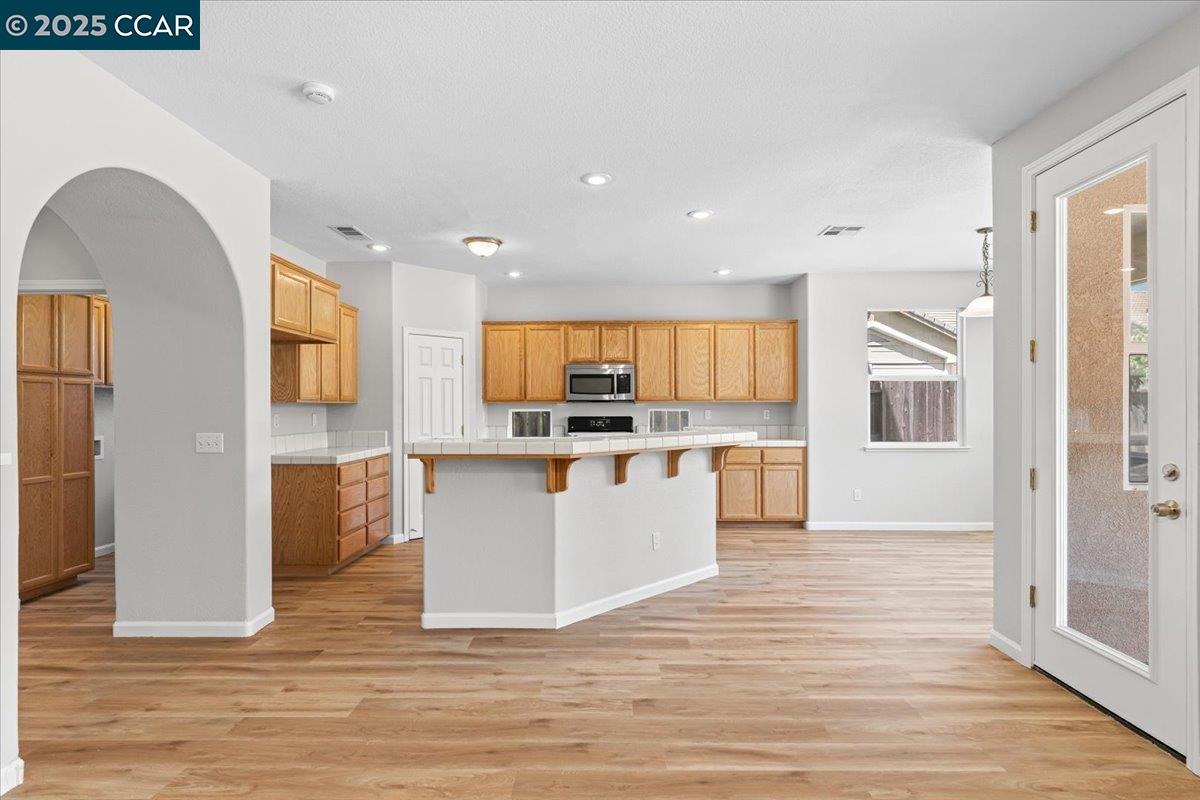 Detail Gallery Image 21 of 60 For 4540 Sunny Oak Dr, Turlock,  CA 95382 - 4 Beds | 2/1 Baths