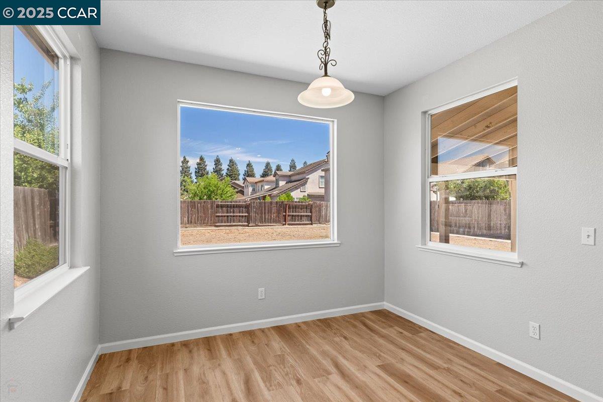 Detail Gallery Image 30 of 60 For 4540 Sunny Oak Dr, Turlock,  CA 95382 - 4 Beds | 2/1 Baths