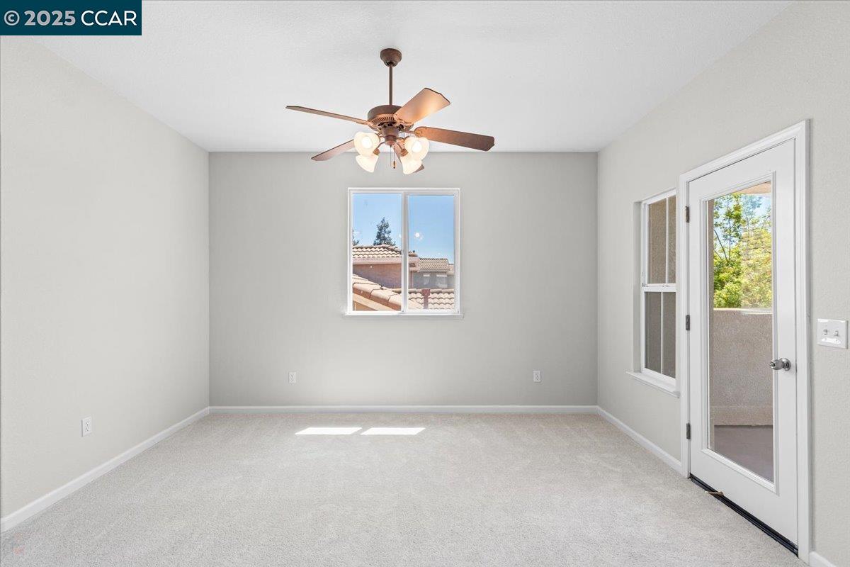Detail Gallery Image 33 of 60 For 4540 Sunny Oak Dr, Turlock,  CA 95382 - 4 Beds | 2/1 Baths