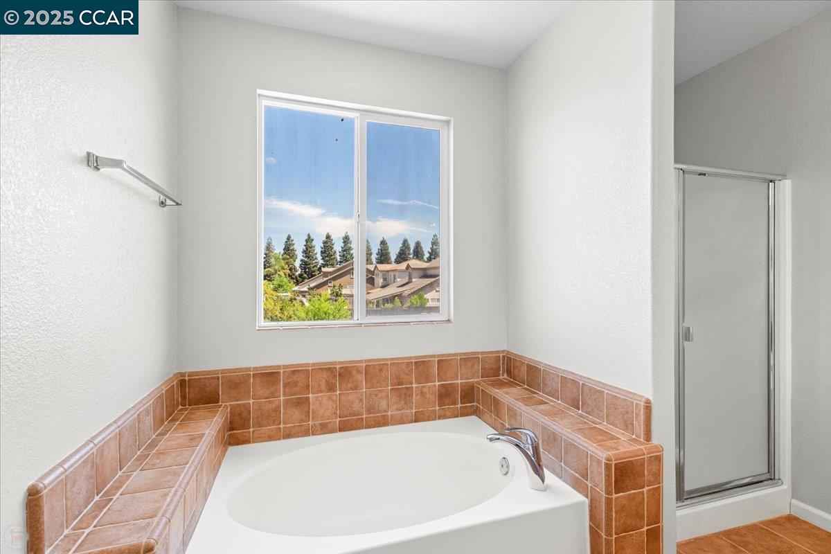 Detail Gallery Image 44 of 60 For 4540 Sunny Oak Dr, Turlock,  CA 95382 - 4 Beds | 2/1 Baths