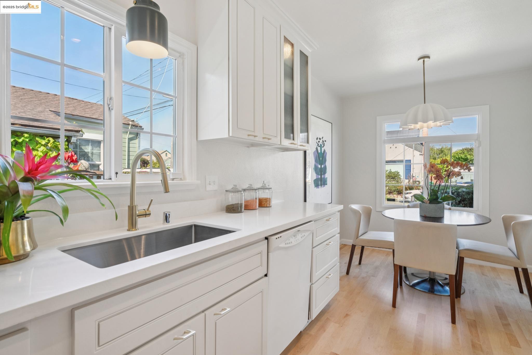 Detail Gallery Image 16 of 46 For 629 31st St, Richmond,  CA 94804 - 2 Beds | 2 Baths