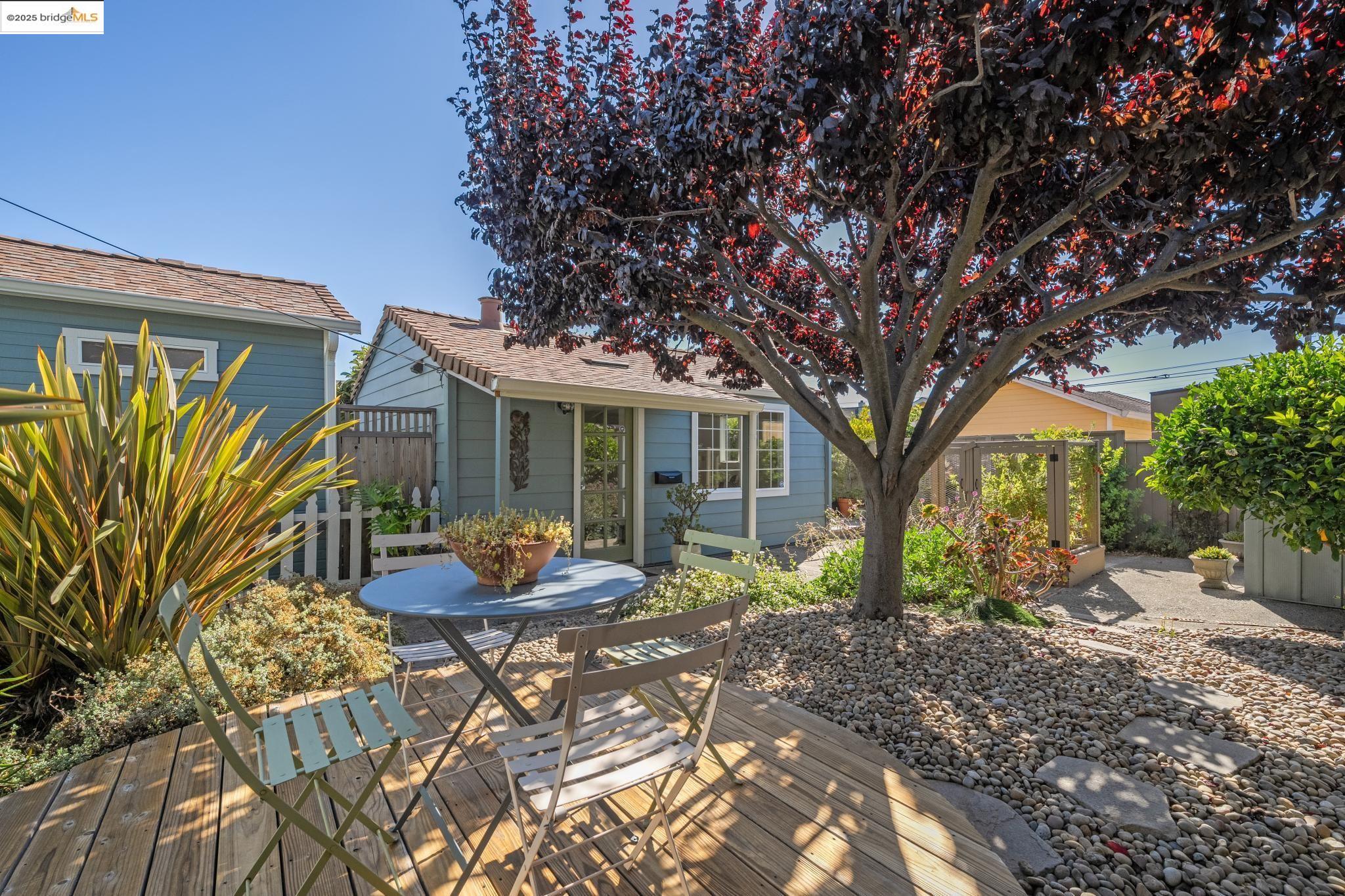 Detail Gallery Image 28 of 46 For 629 31st St, Richmond,  CA 94804 - 2 Beds | 2 Baths