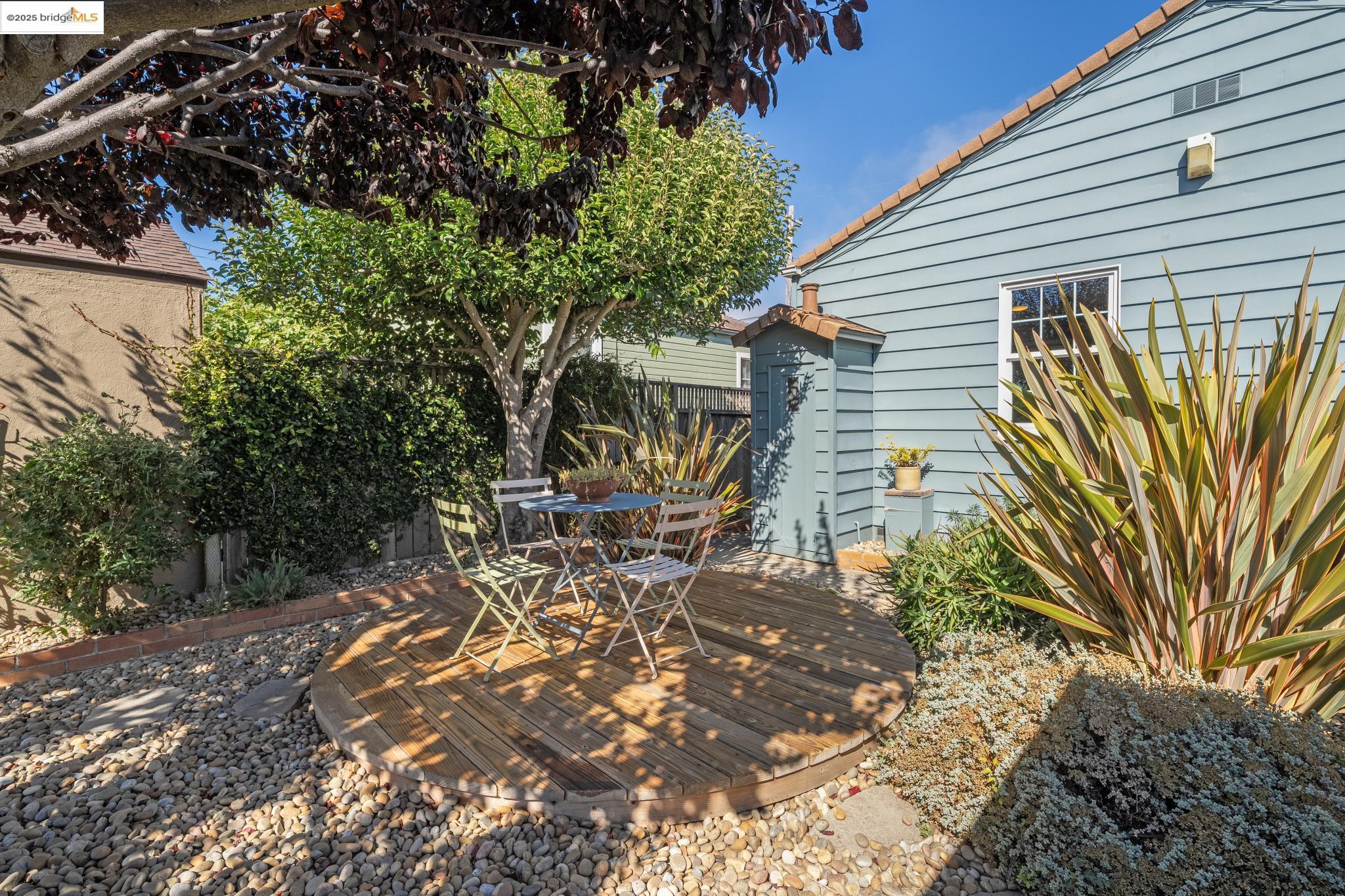 Detail Gallery Image 30 of 46 For 629 31st St, Richmond,  CA 94804 - 2 Beds | 2 Baths