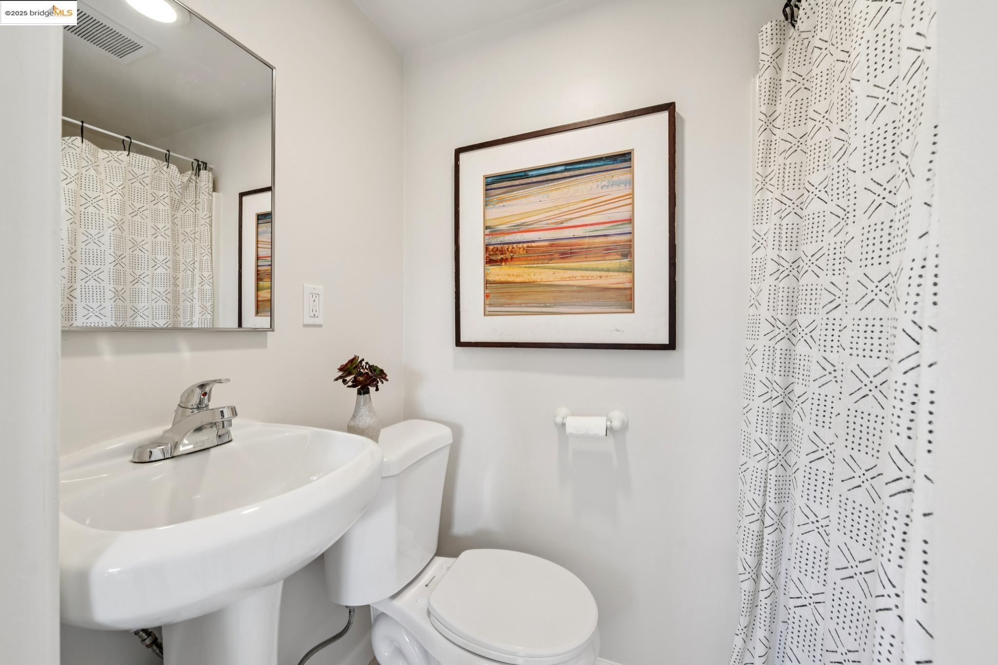 Detail Gallery Image 44 of 46 For 629 31st St, Richmond,  CA 94804 - 2 Beds | 2 Baths
