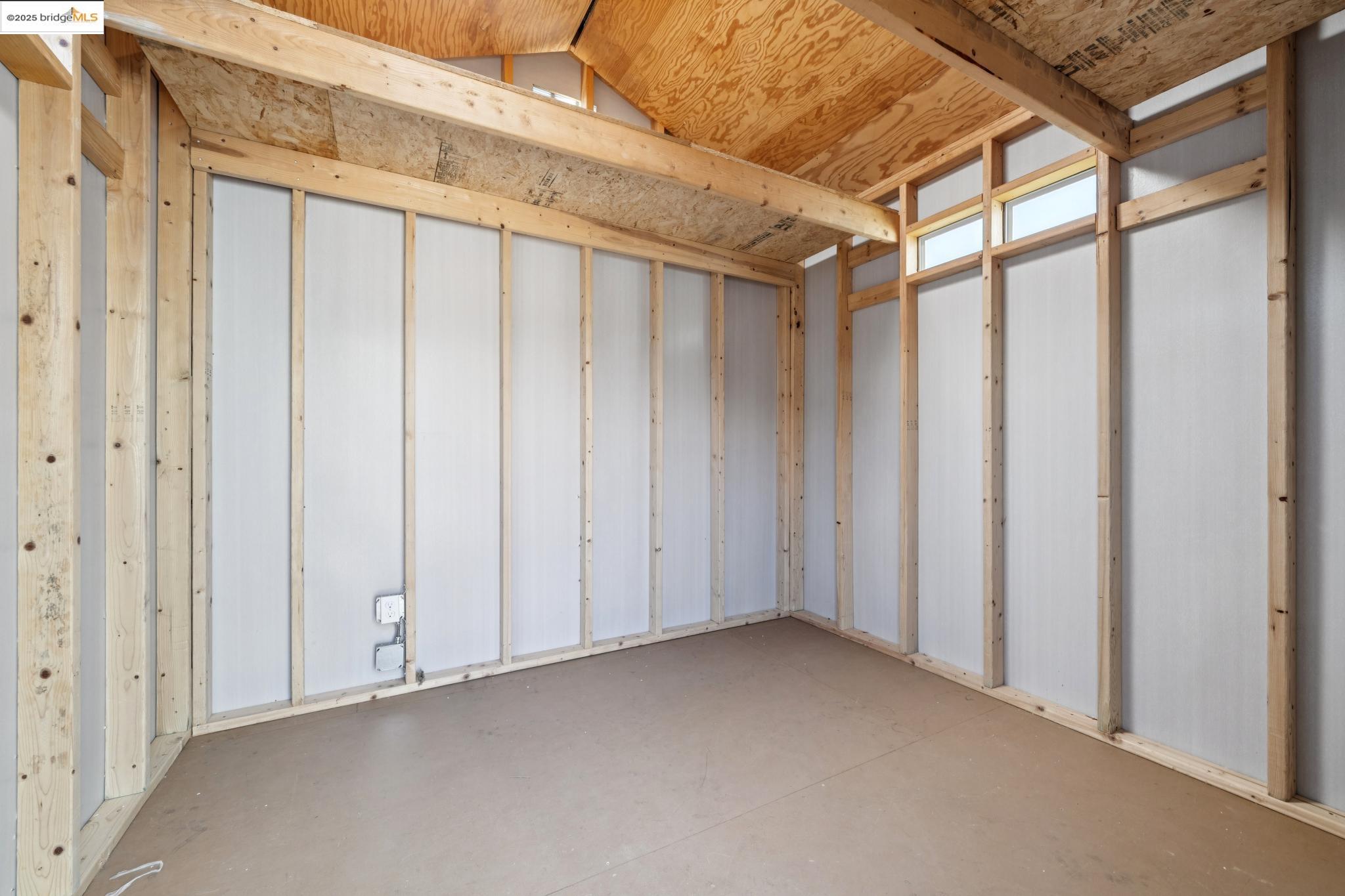 Detail Gallery Image 46 of 46 For 629 31st St, Richmond,  CA 94804 - 2 Beds | 2 Baths