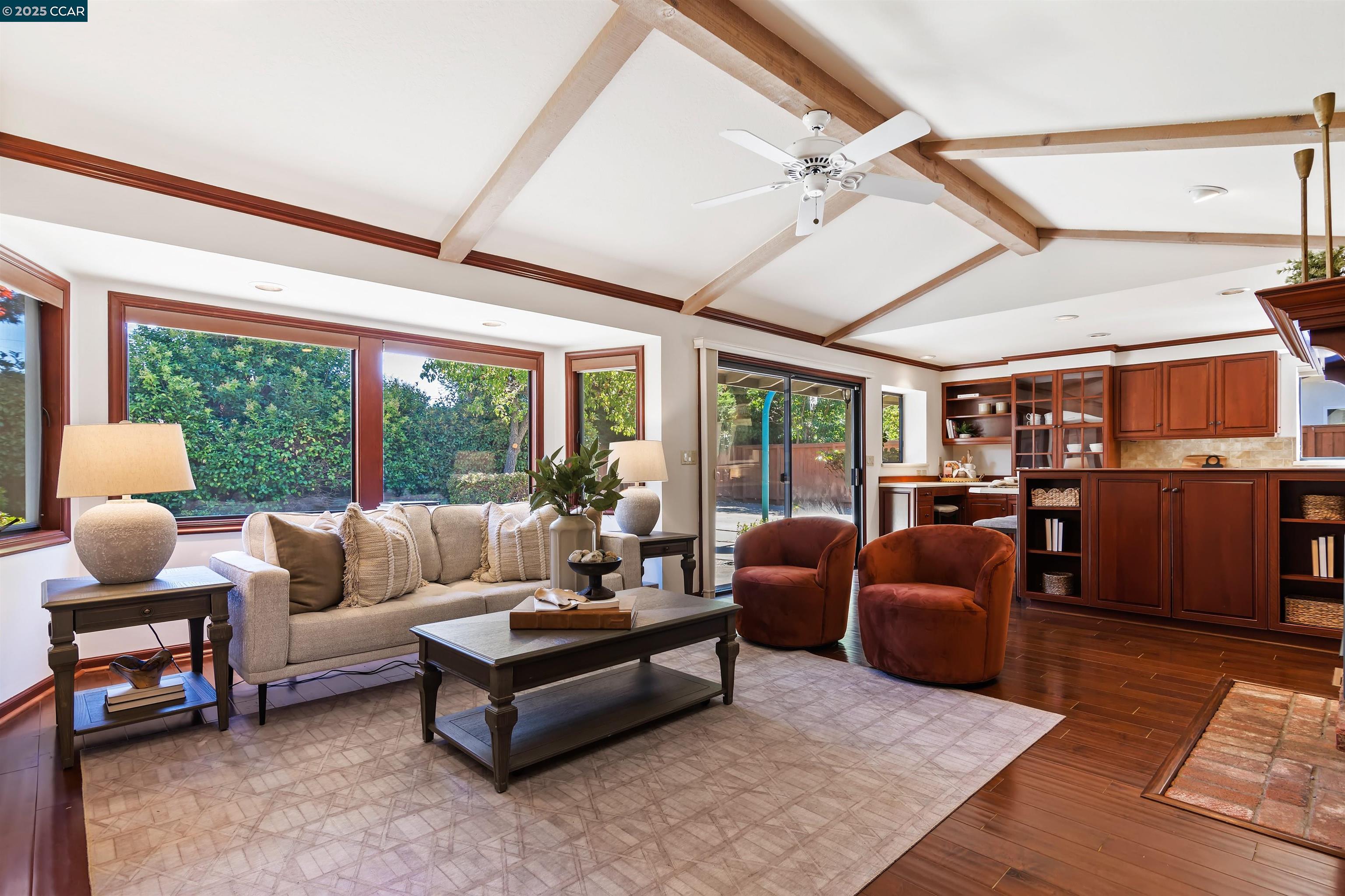 Detail Gallery Image 14 of 29 For 372 El Divisadero Ave, Walnut Creek,  CA 94598 - 4 Beds | 2 Baths
