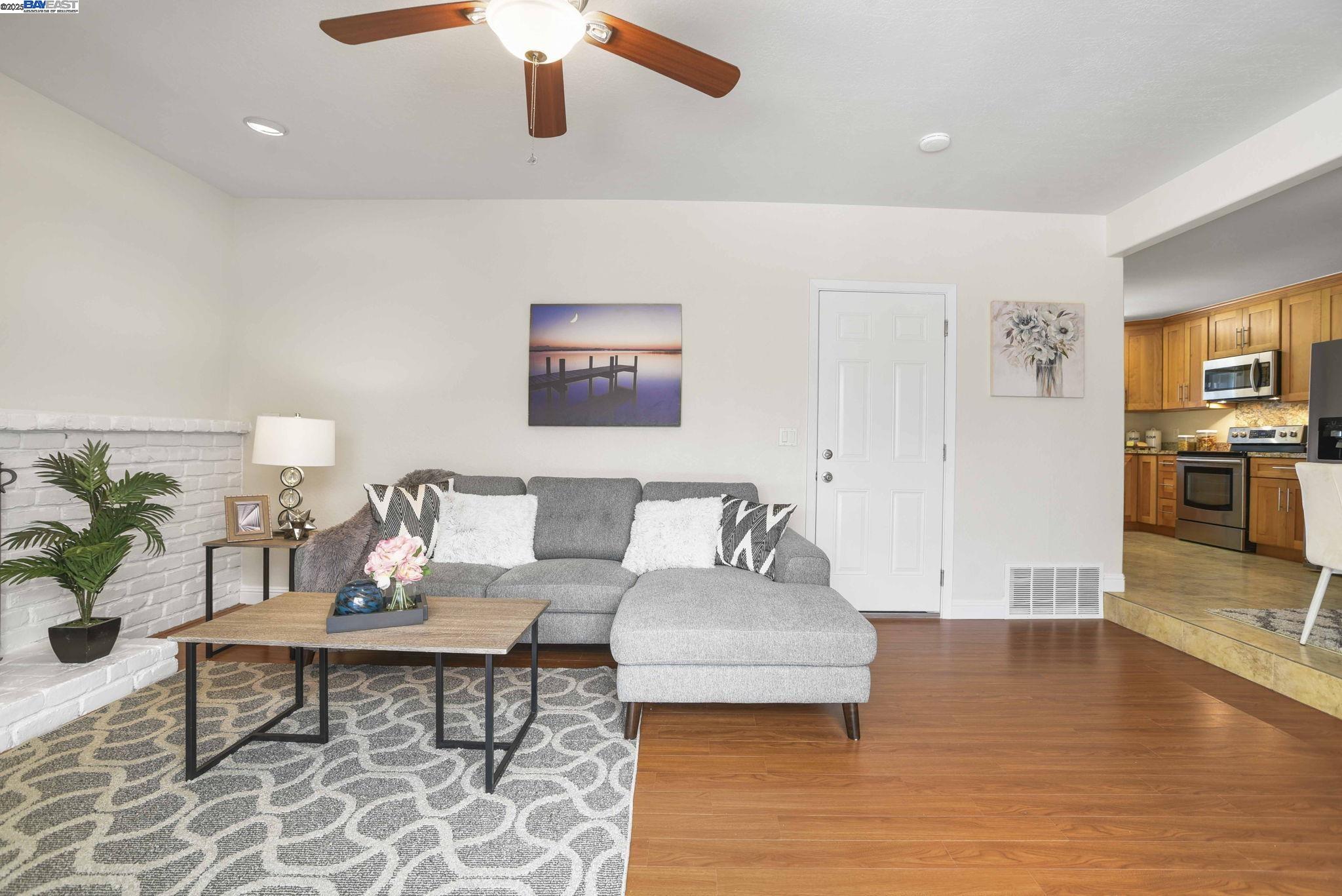 Detail Gallery Image 20 of 55 For 5633 Drysdale Dr, San Jose,  CA 95124 - 4 Beds | 2 Baths