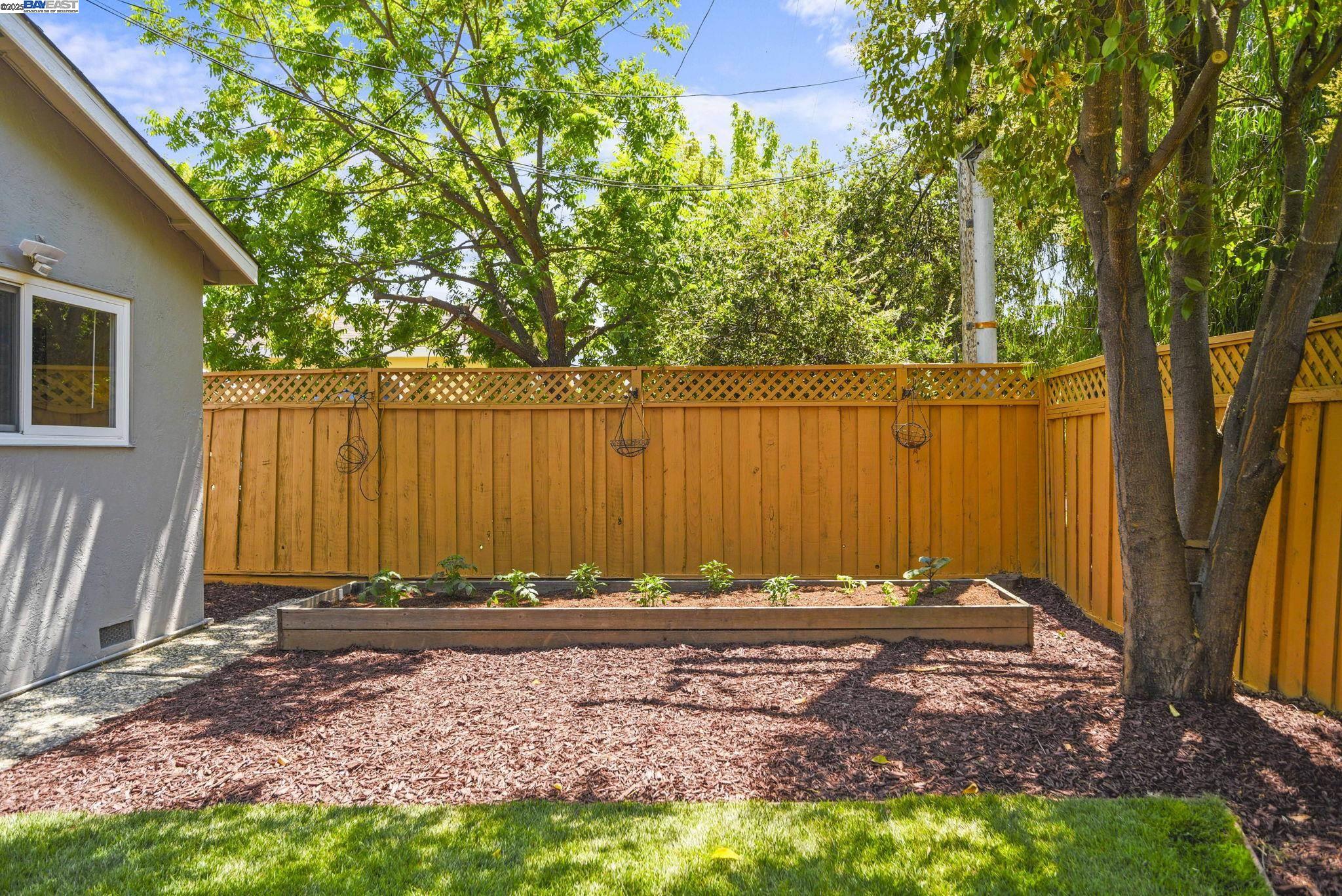 Detail Gallery Image 53 of 55 For 5633 Drysdale Dr, San Jose,  CA 95124 - 4 Beds | 2 Baths