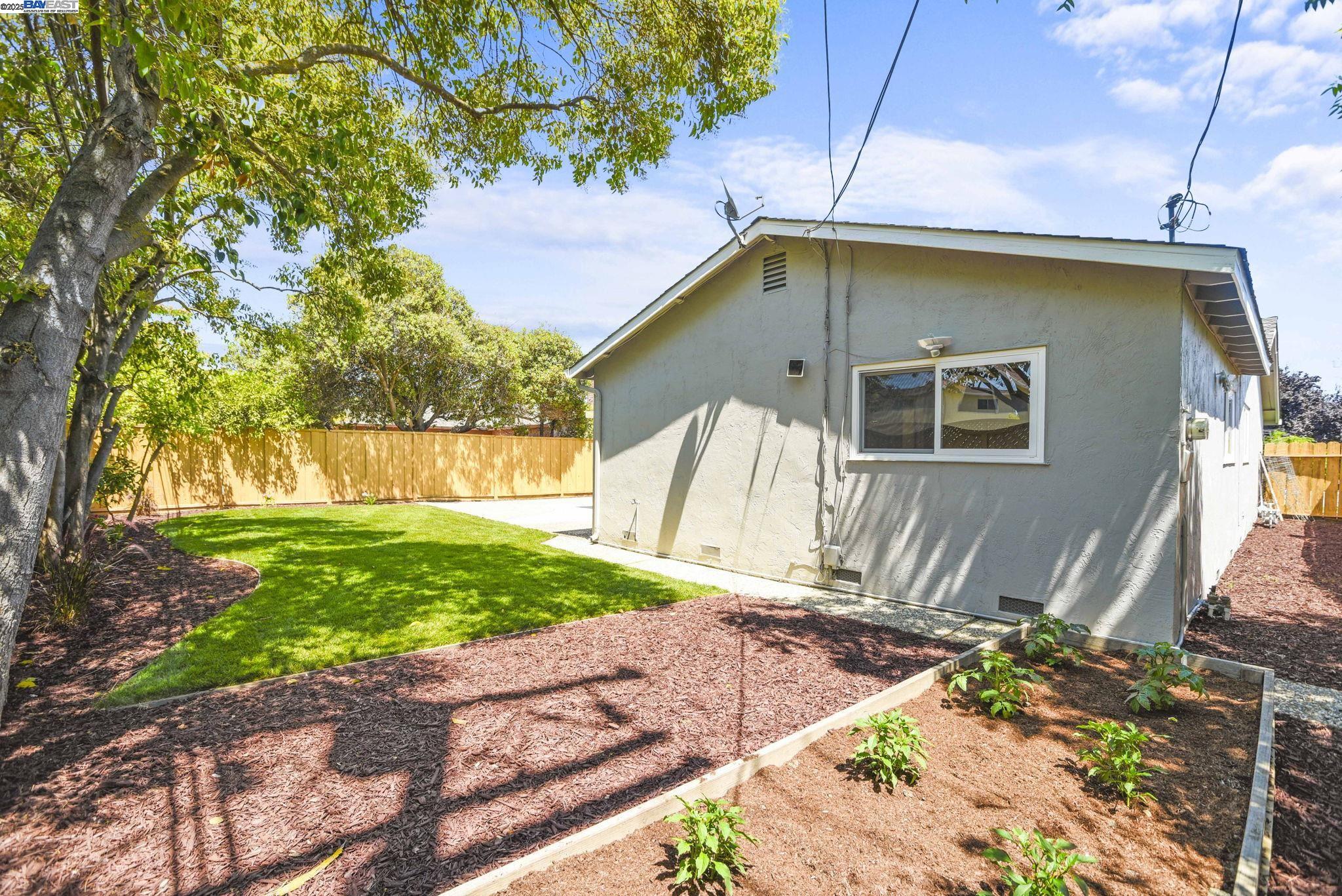Detail Gallery Image 54 of 55 For 5633 Drysdale Dr, San Jose,  CA 95124 - 4 Beds | 2 Baths