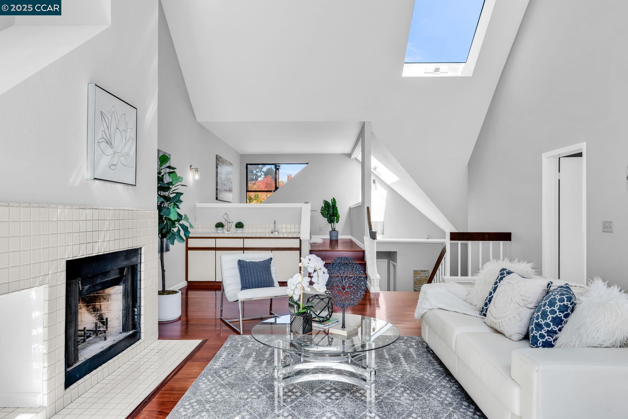 Photo #11: 41108356 Listing: Photo #11
