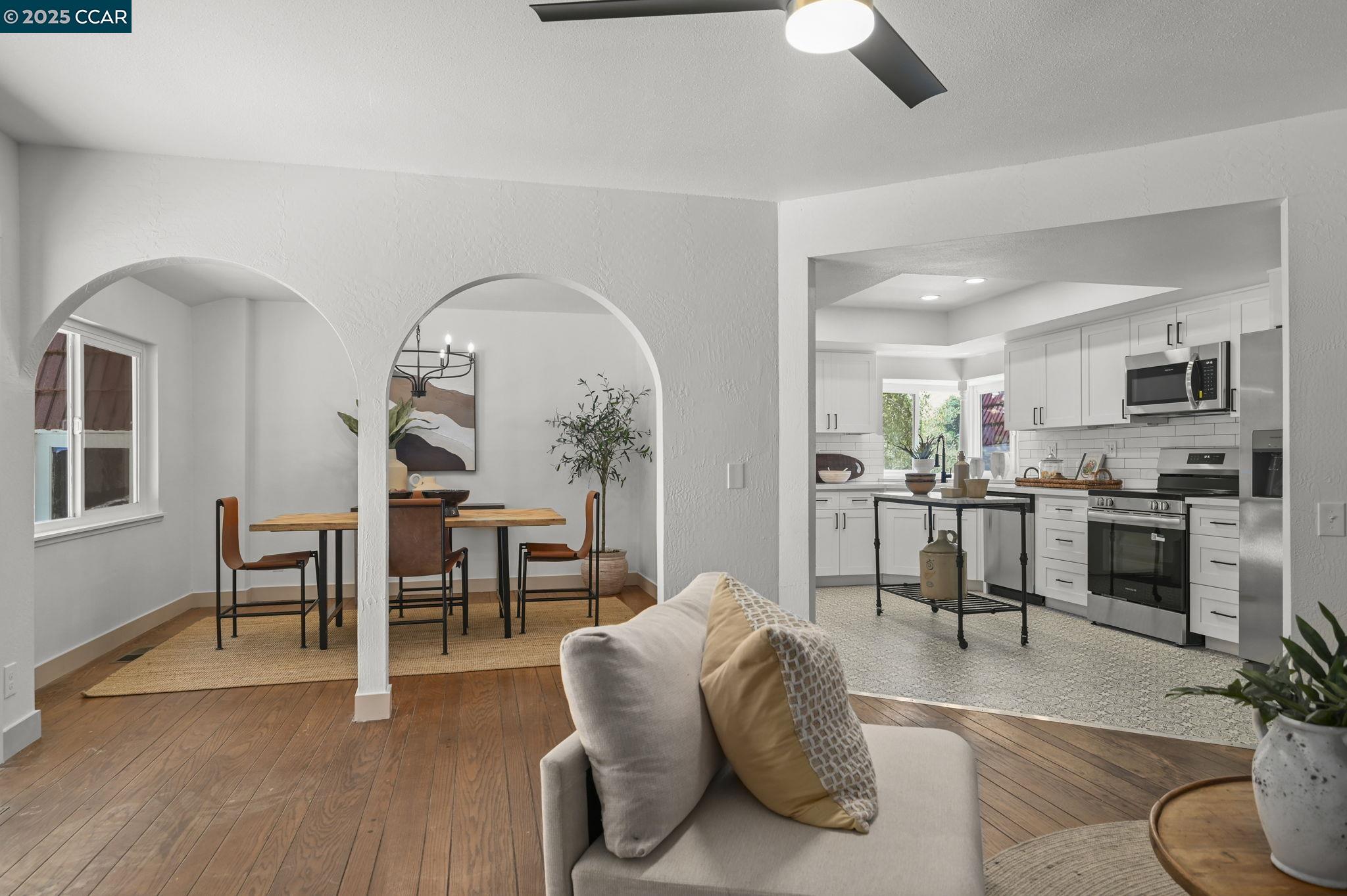 Detail Gallery Image 16 of 51 For 58 Ashbrook Pl, Moraga,  CA 94556 - 4 Beds | 3 Baths