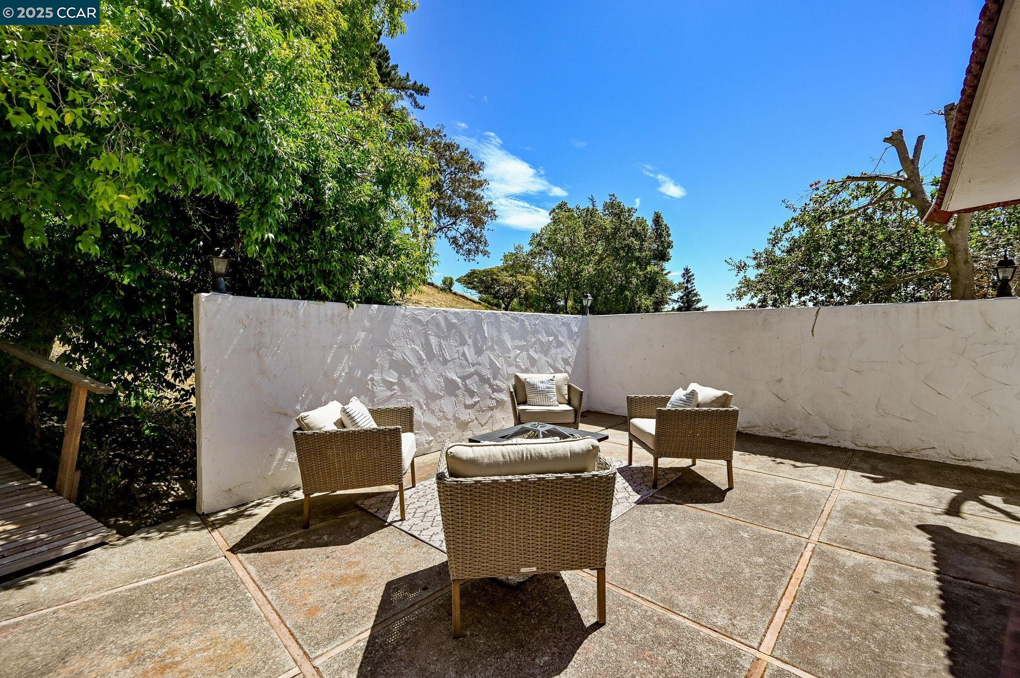 Detail Gallery Image 44 of 51 For 58 Ashbrook Pl, Moraga,  CA 94556 - 4 Beds | 3 Baths