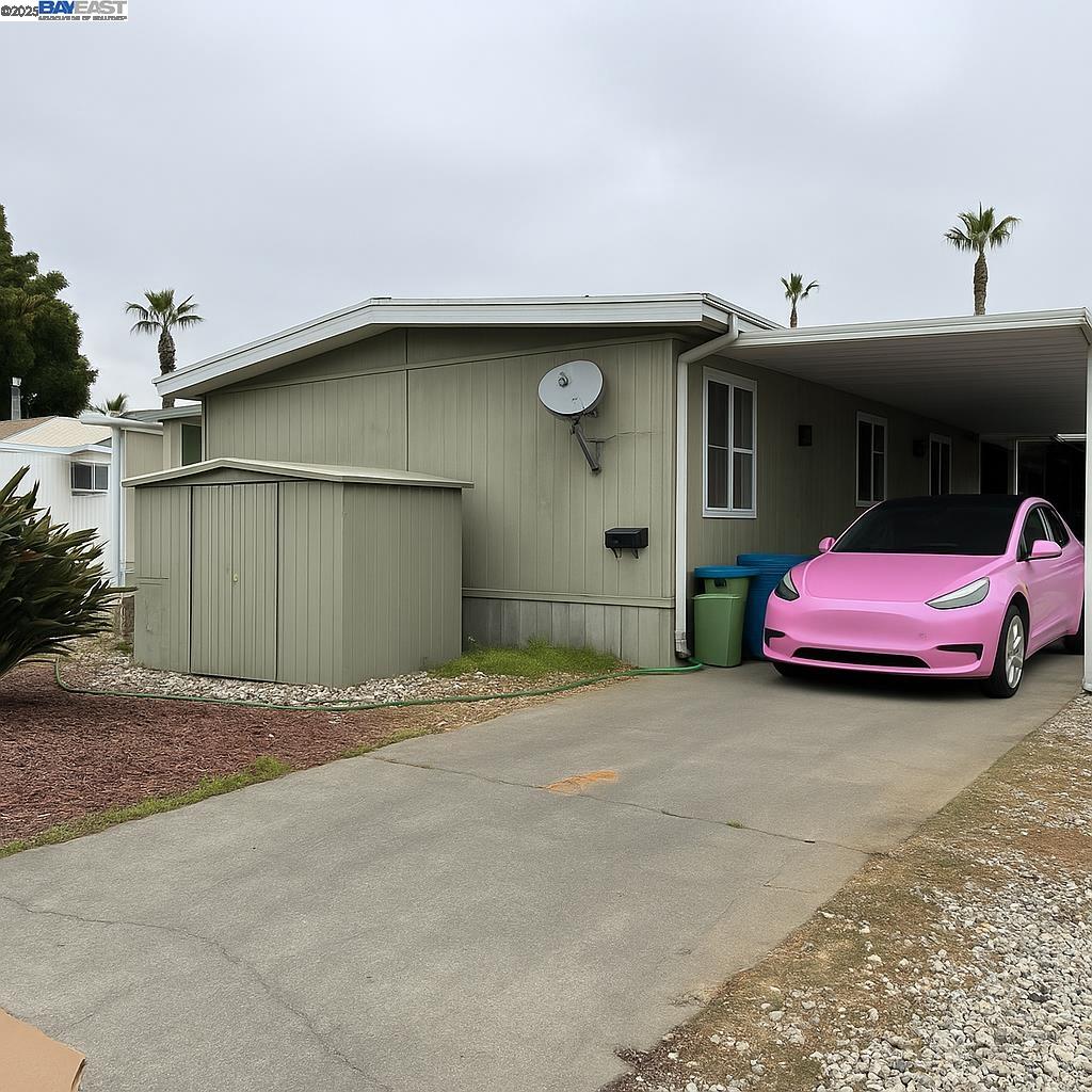 Detail Gallery Image 1 of 12 For 167 Kona Cir #167,  Union City,  CA 94587 - 2 Beds | 2 Baths
