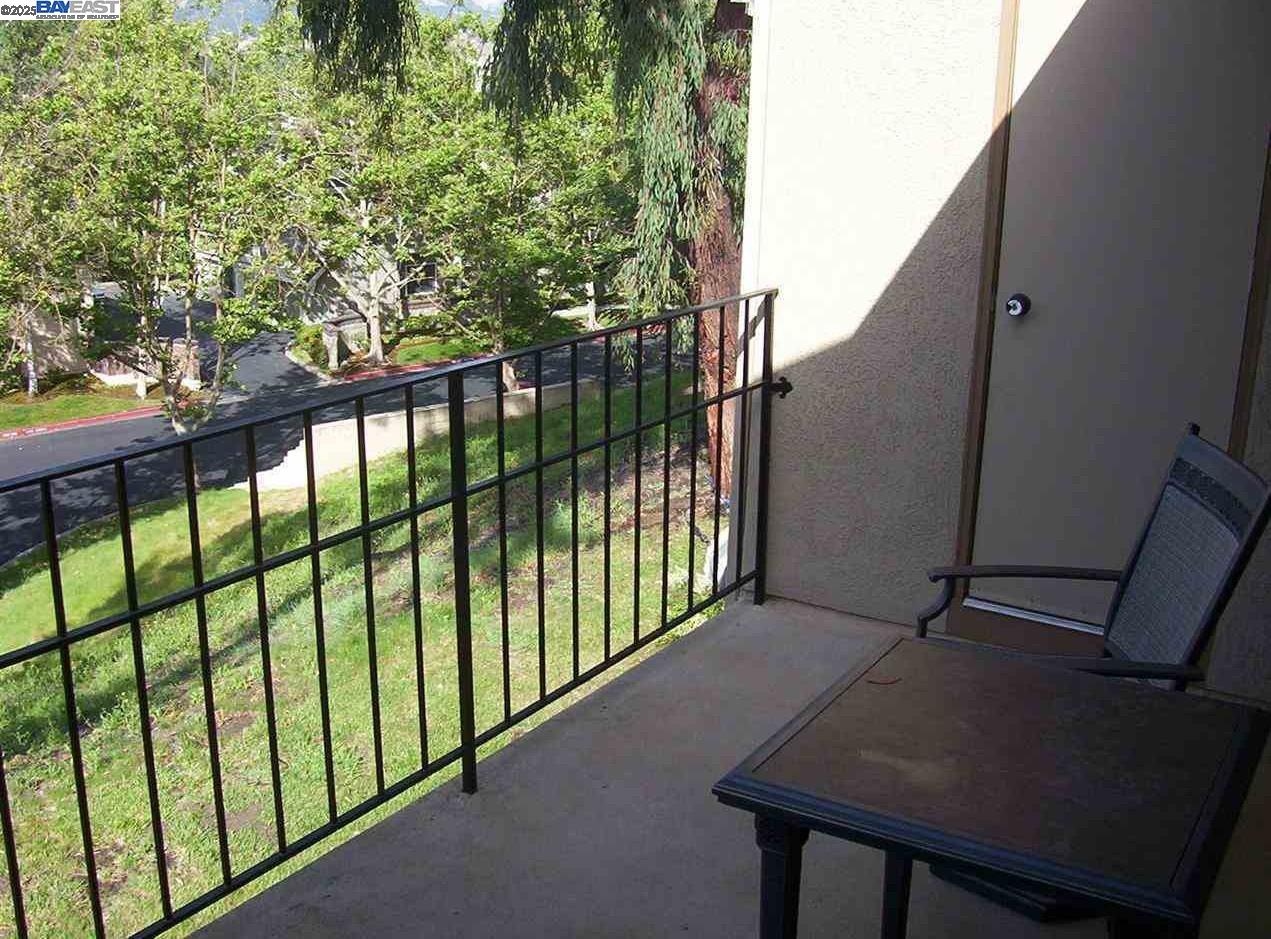 Photo #8: 41108362 Listing: Photo #8