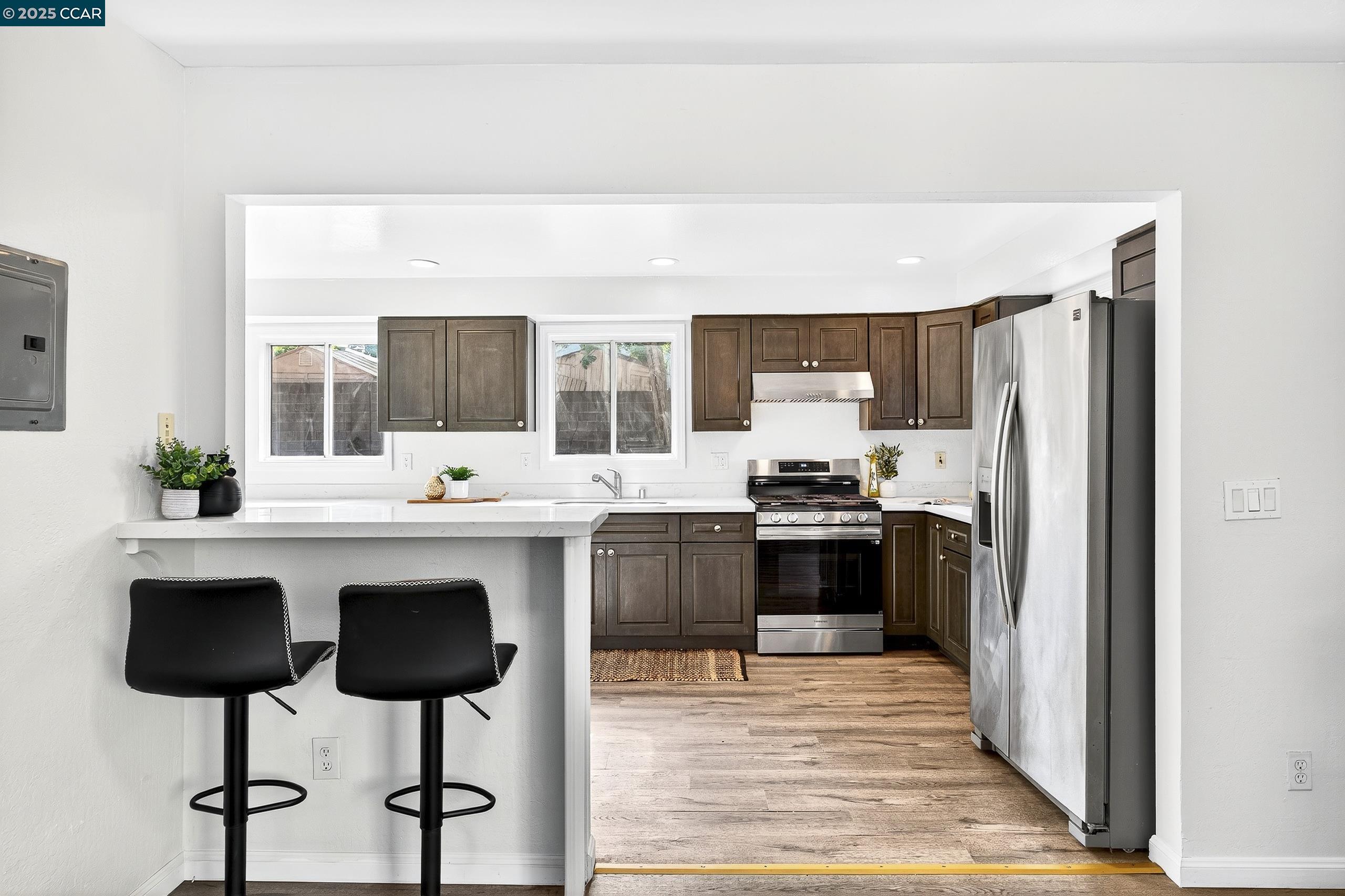 Detail Gallery Image 11 of 60 For 742 Alhambra Rd, El Sobrante,  CA 94803 - 3 Beds | 2 Baths