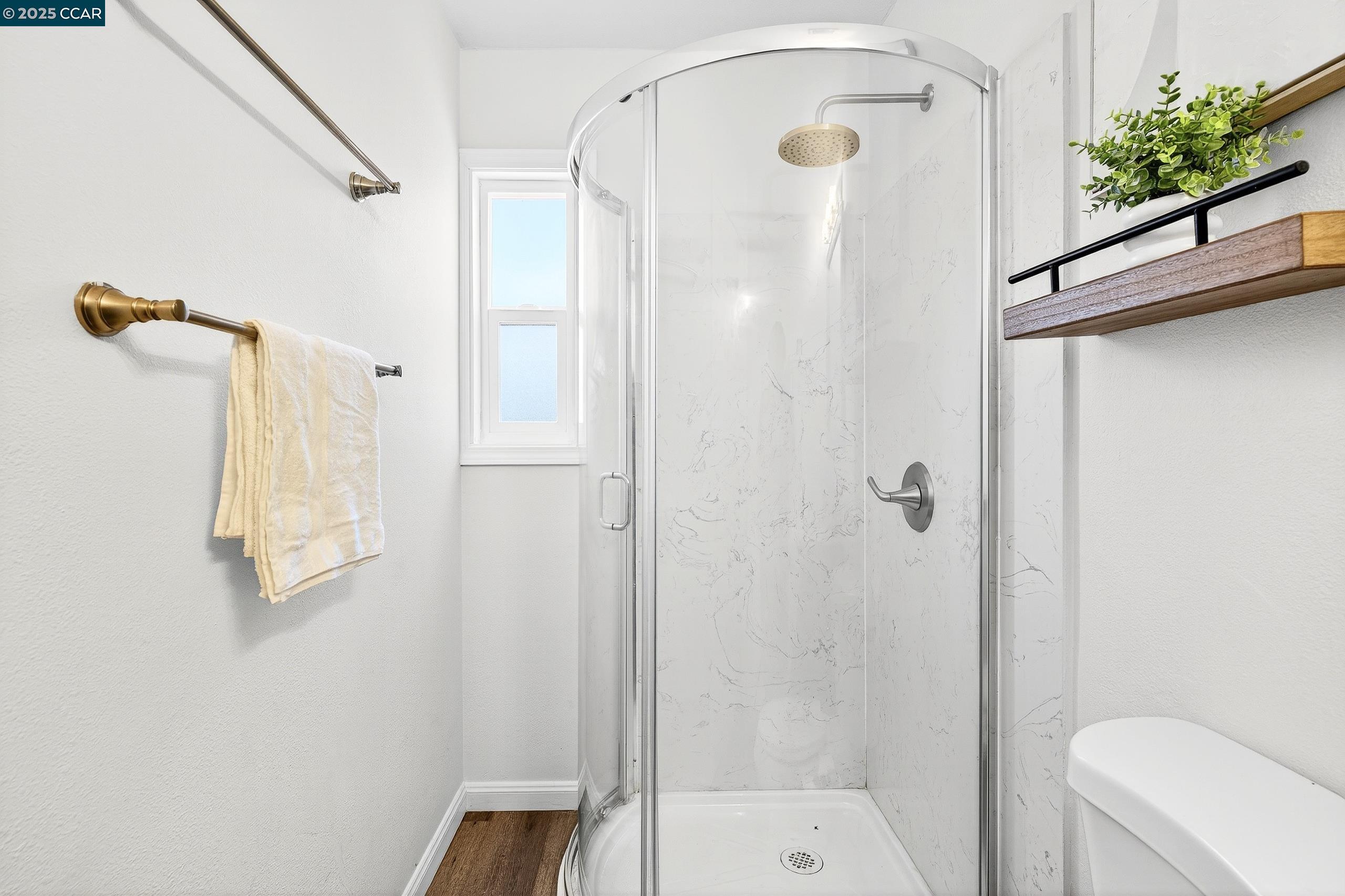 Detail Gallery Image 33 of 60 For 742 Alhambra Rd, El Sobrante,  CA 94803 - 3 Beds | 2 Baths