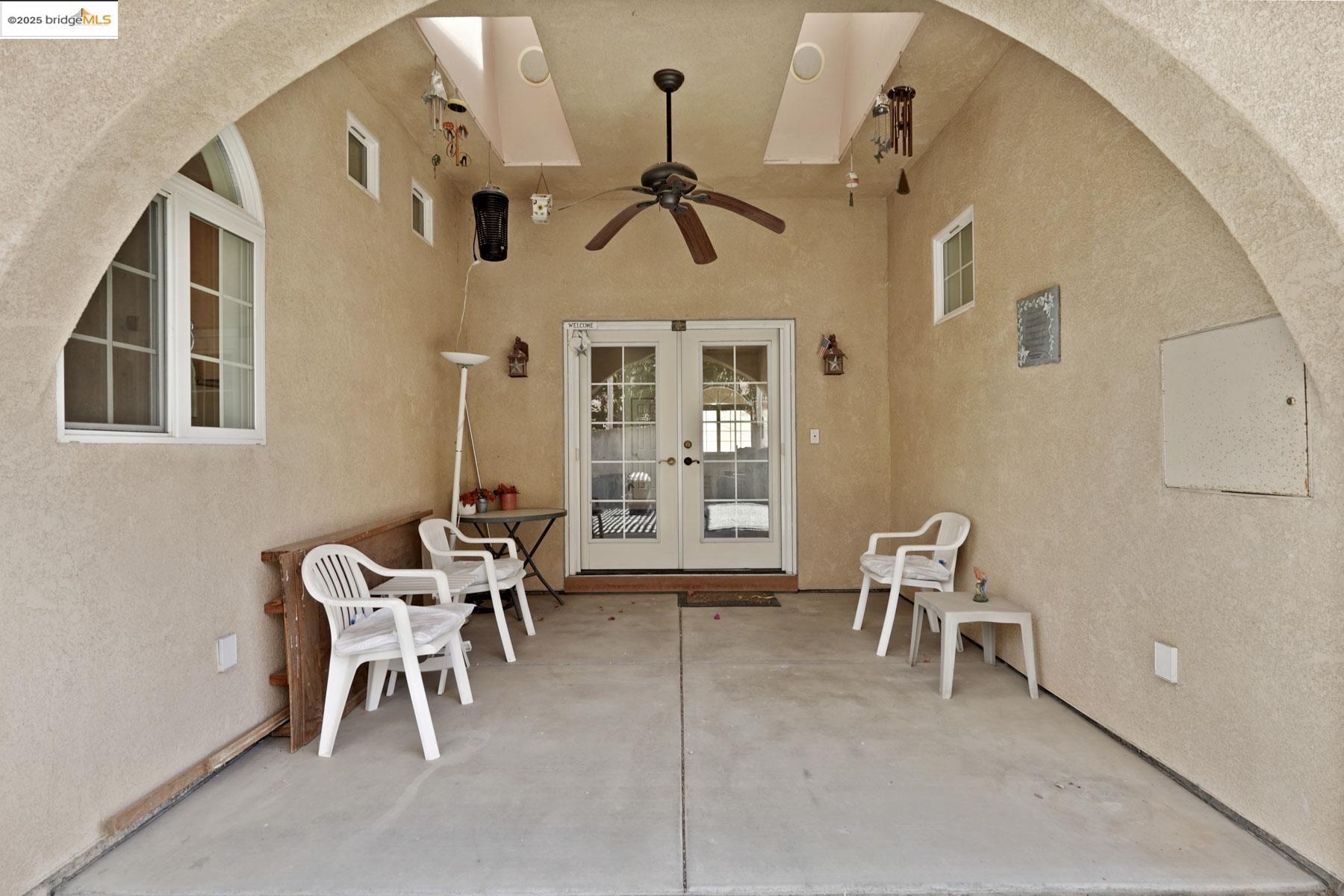 Detail Gallery Image 13 of 52 For 4221 Briones Valley Rd, Brentwood,  CA 94513 - 3 Beds | 3 Baths