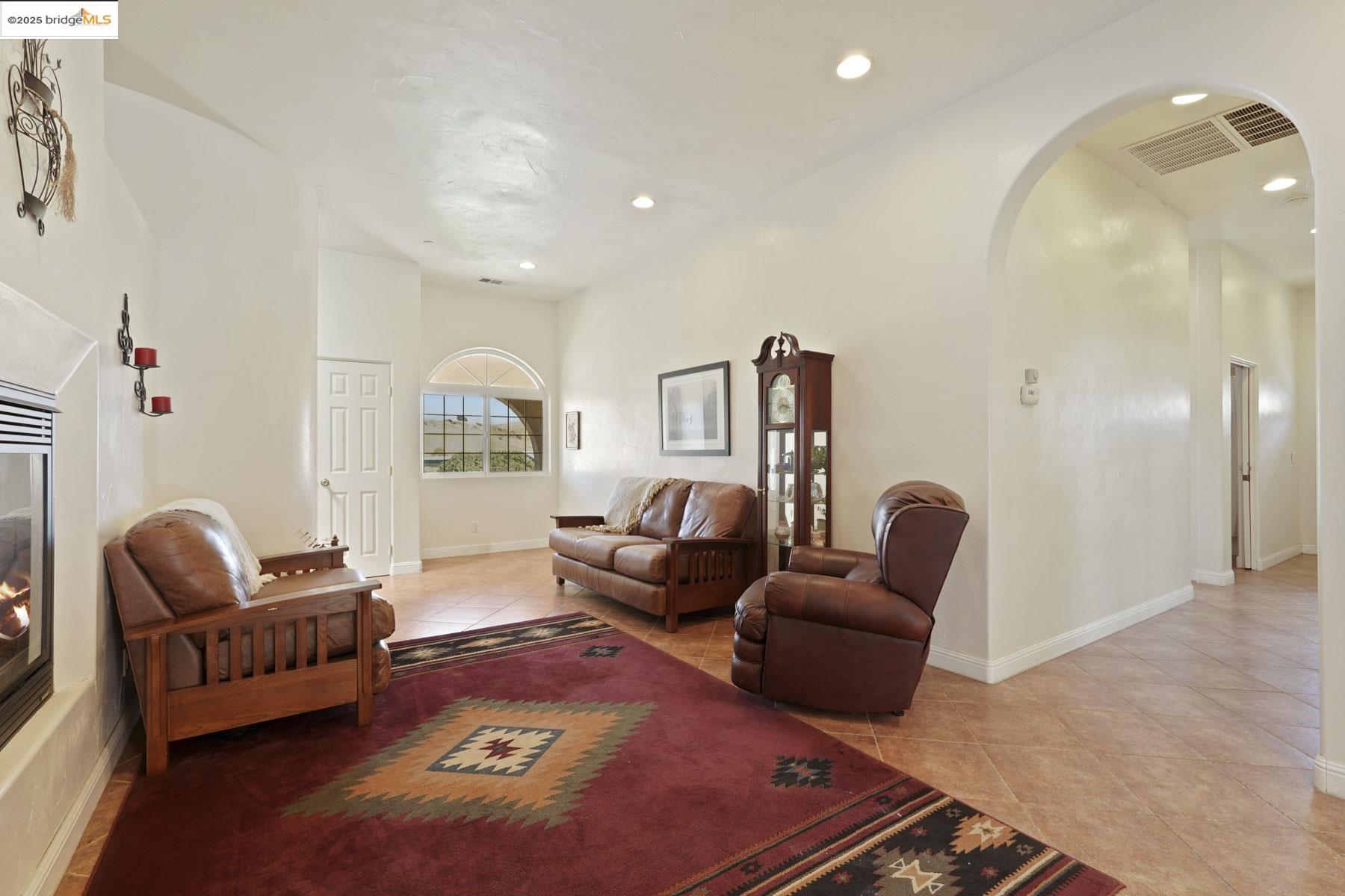 Detail Gallery Image 24 of 52 For 4221 Briones Valley Rd, Brentwood,  CA 94513 - 3 Beds | 3 Baths