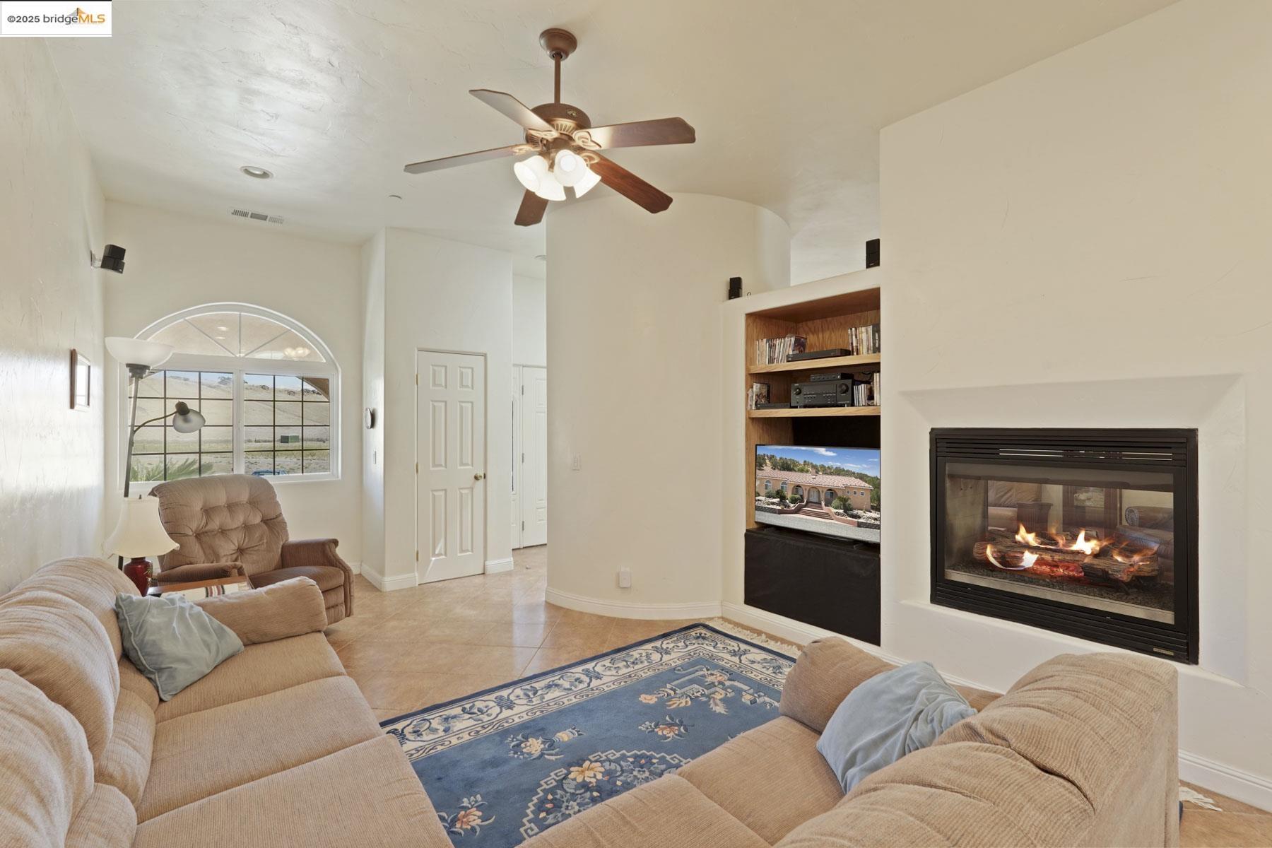 Detail Gallery Image 26 of 52 For 4221 Briones Valley Rd, Brentwood,  CA 94513 - 3 Beds | 3 Baths