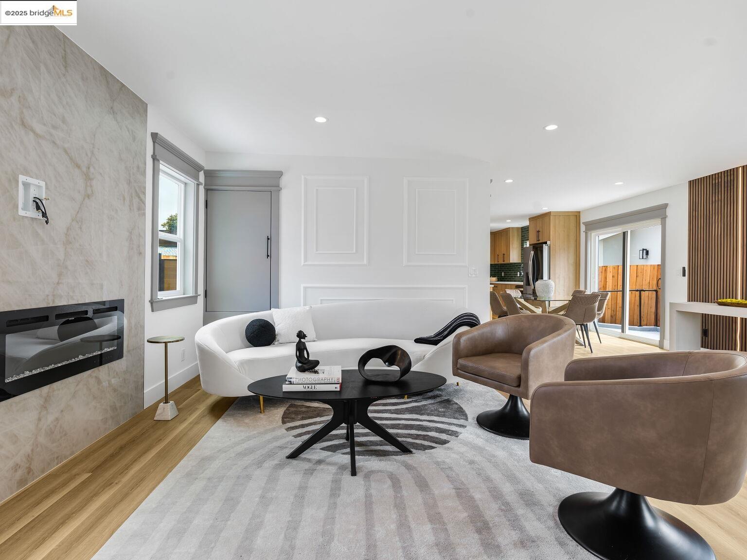 Detail Gallery Image 21 of 60 For 1415 10th St, Berkeley,  CA 94710 - 3 Beds | 3/1 Baths