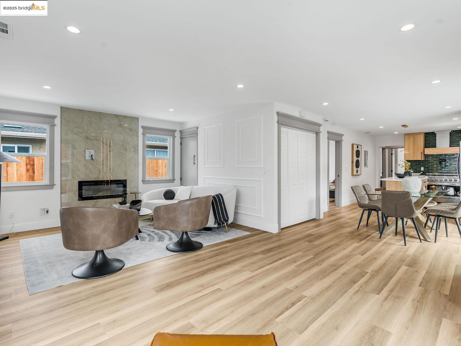Detail Gallery Image 22 of 60 For 1415 10th St, Berkeley,  CA 94710 - 3 Beds | 3/1 Baths